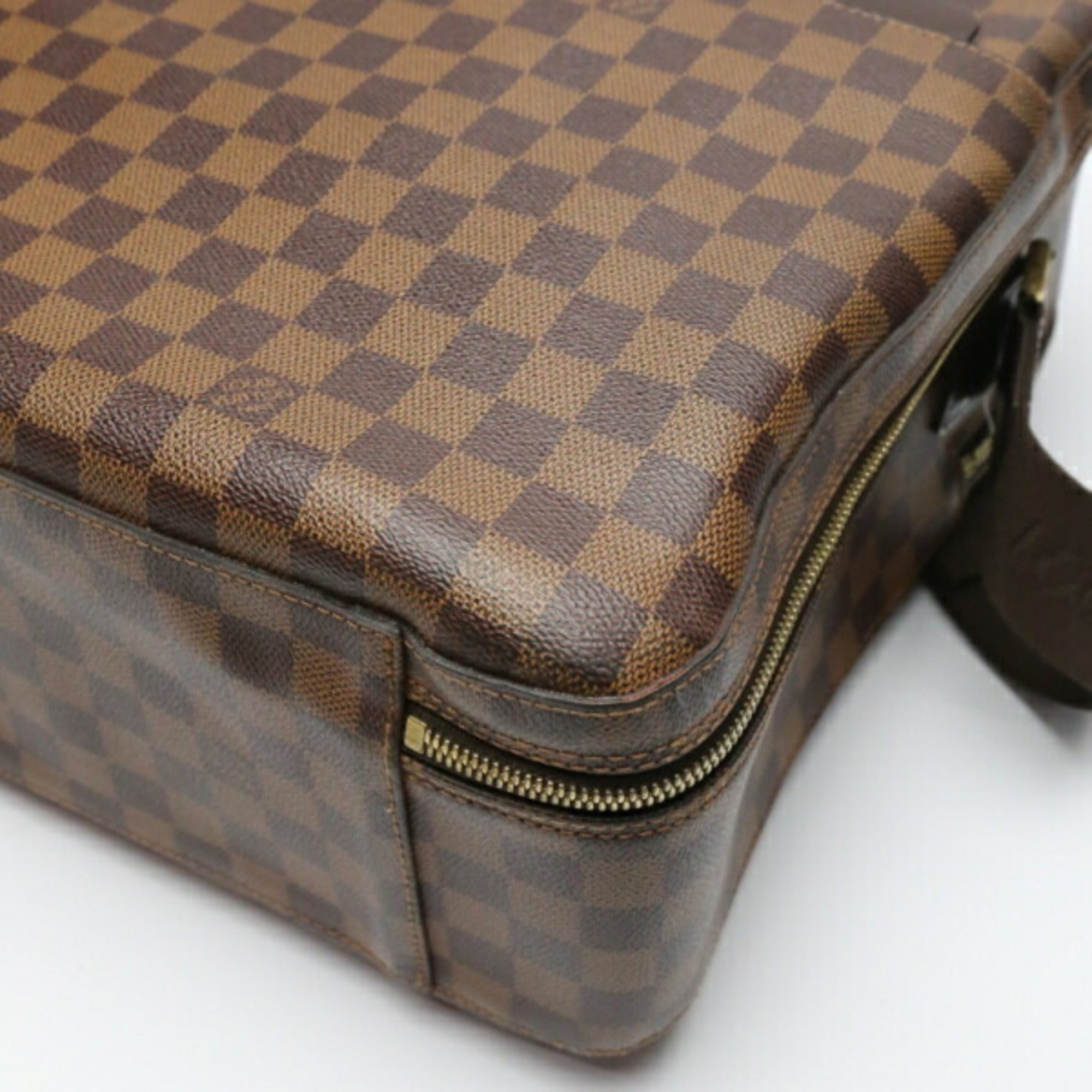 LO-LV bags 2140
