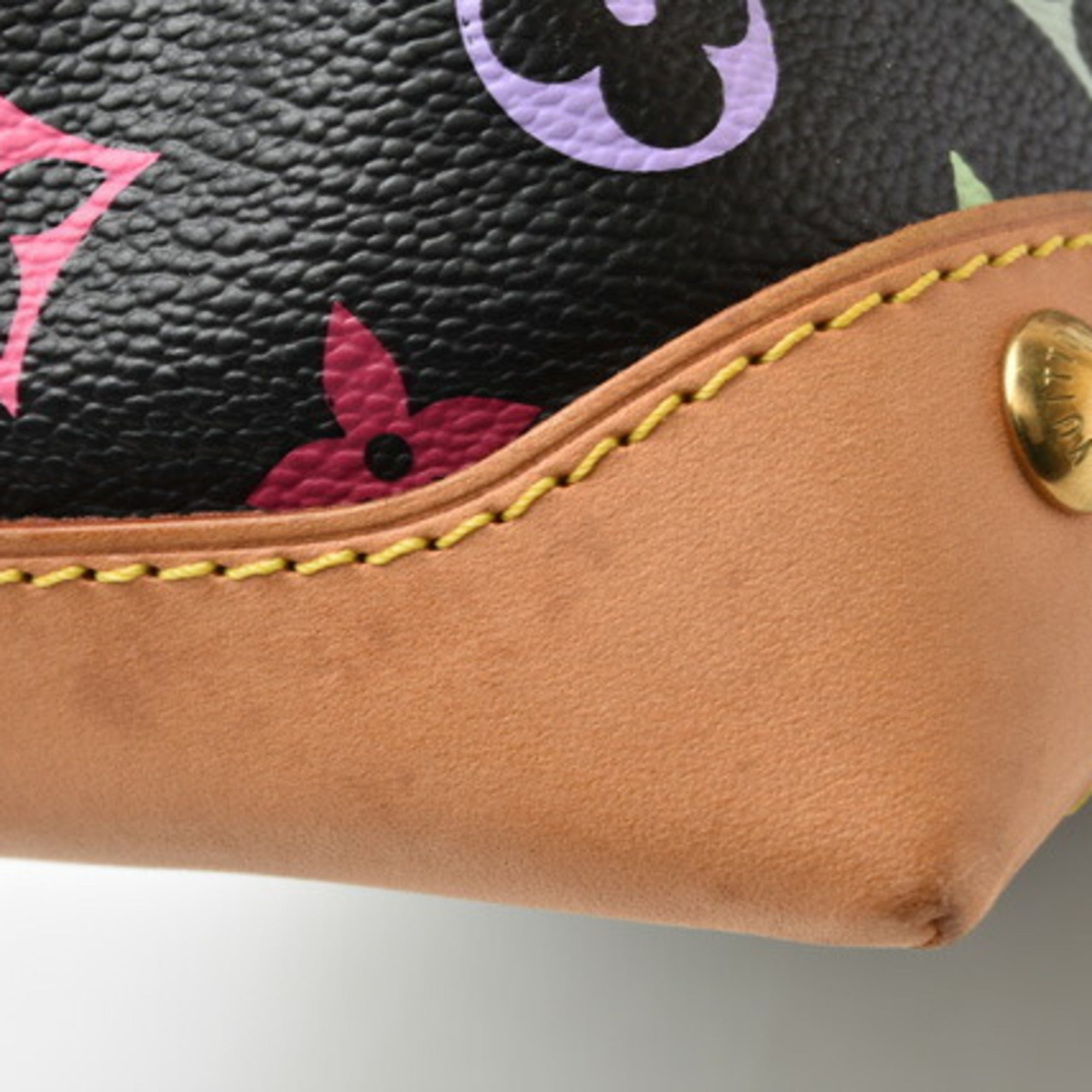 LO-LV bags 6880