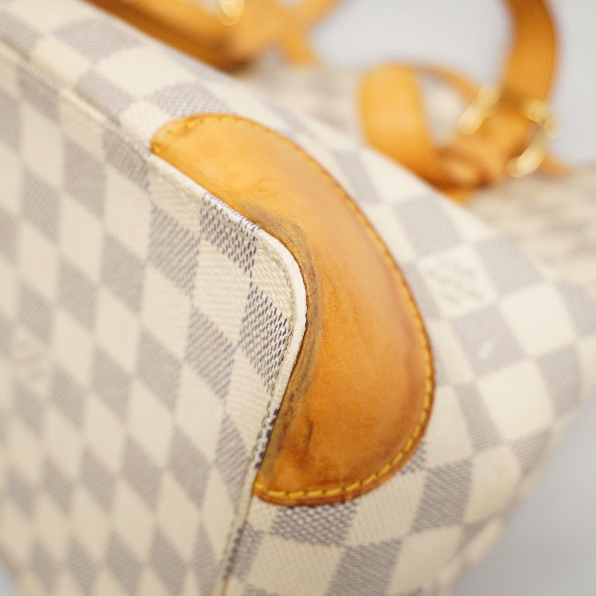 LO-LV bags 3140