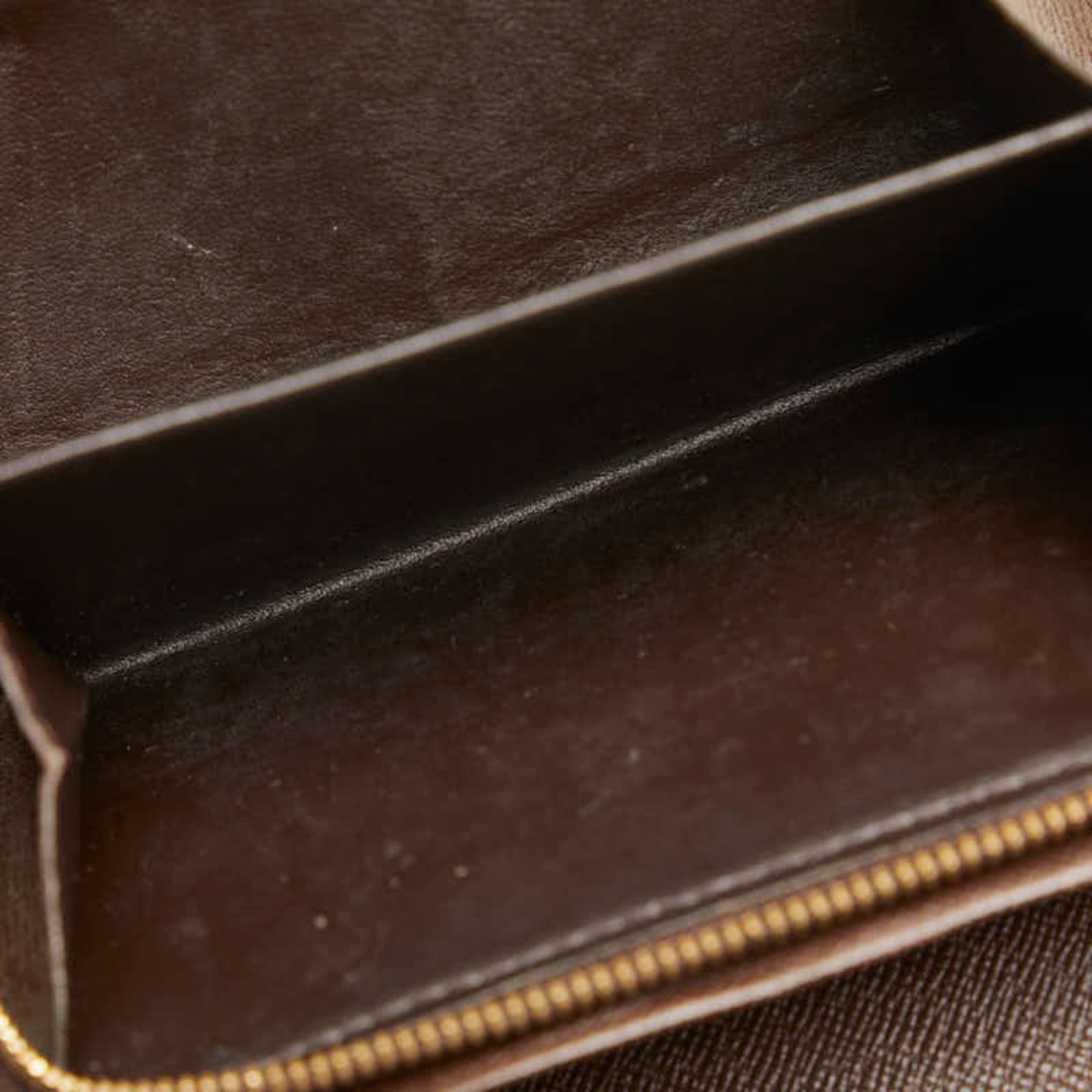 LO-LV bags 1850
