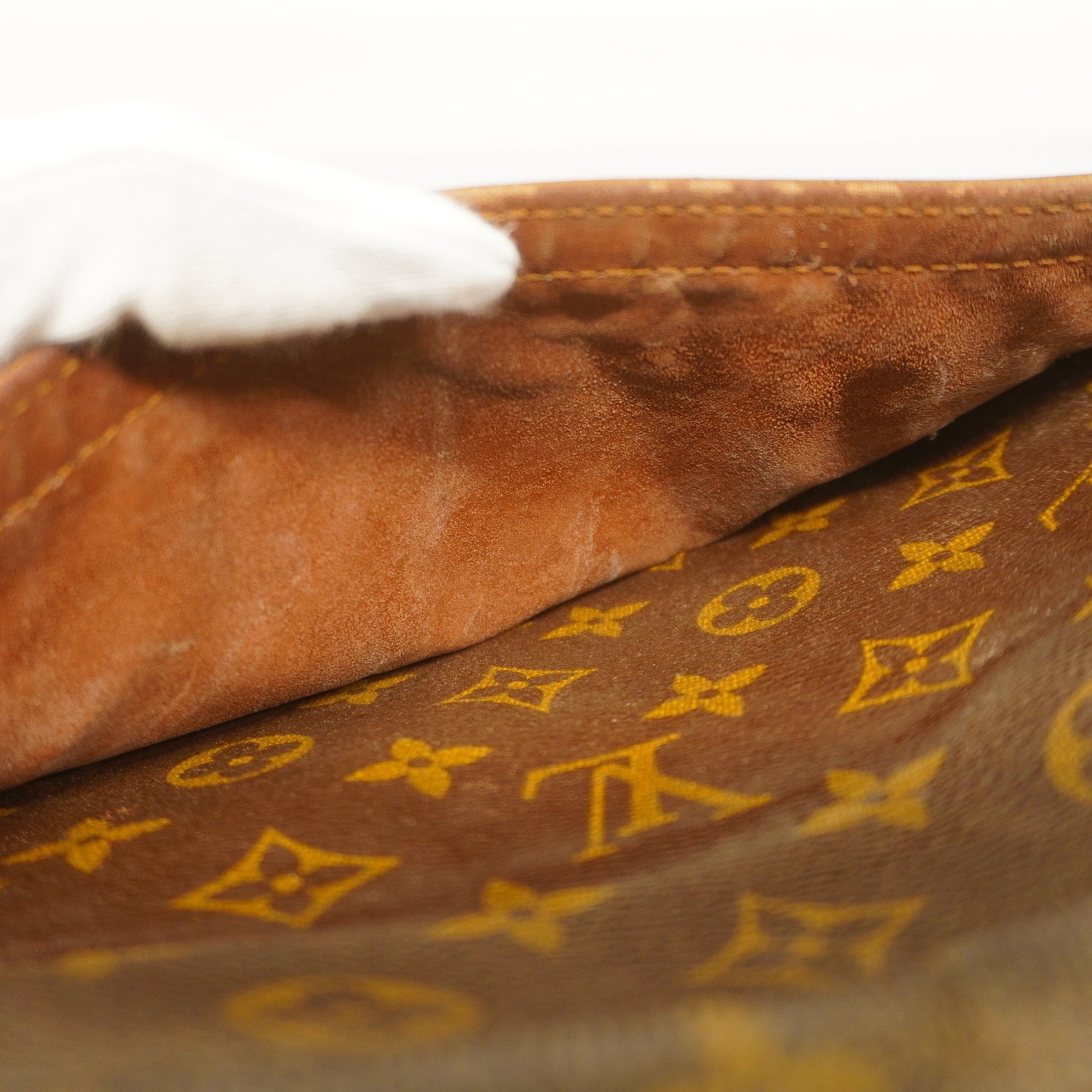 LO-LV bags 3232