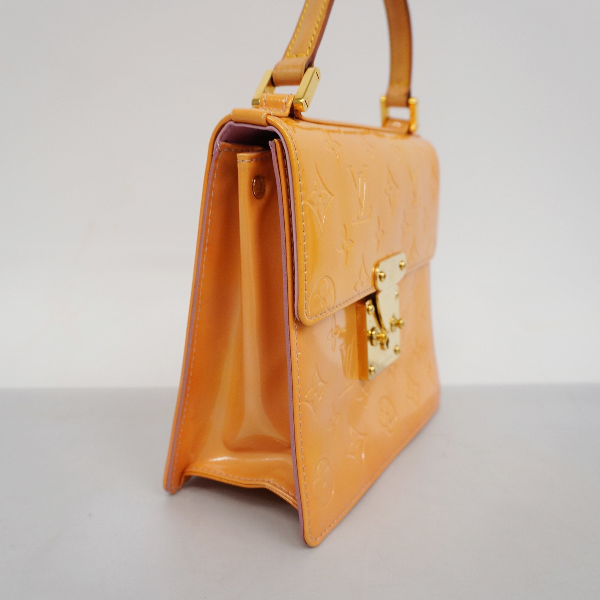 LO-LV bags 3349