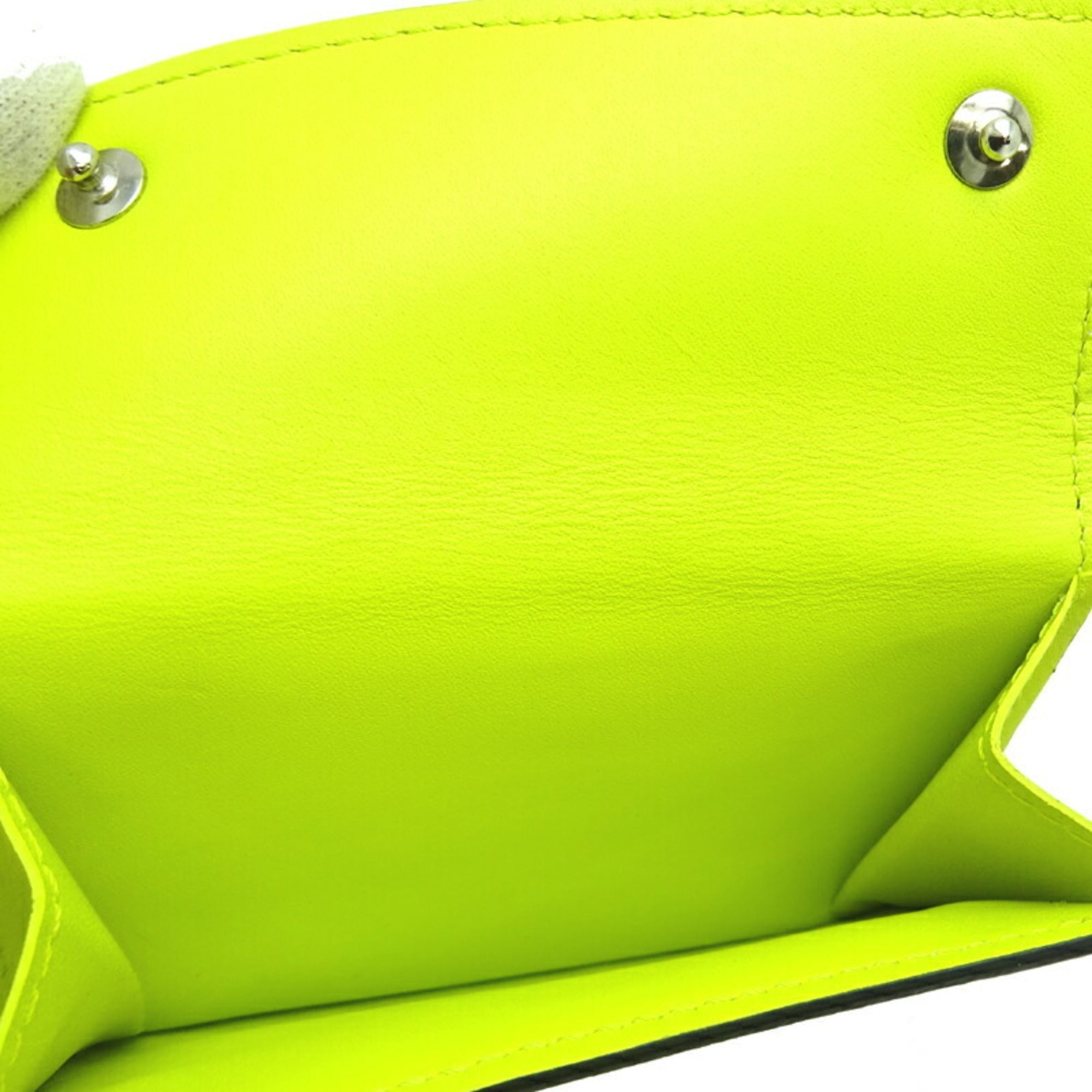 LO-LV bags 2132