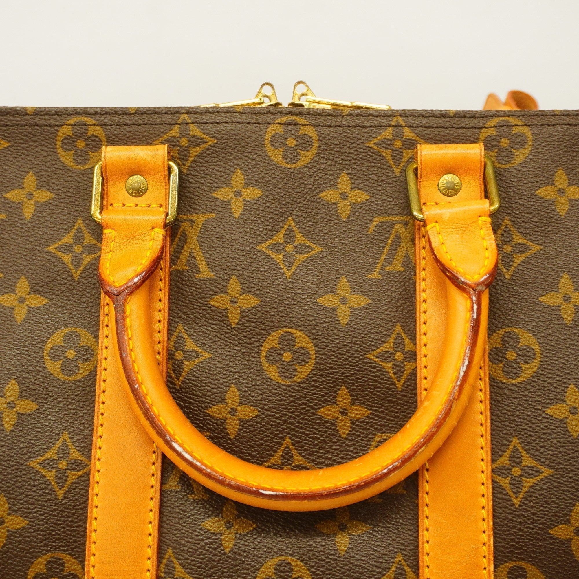 LO-LV bags 3238