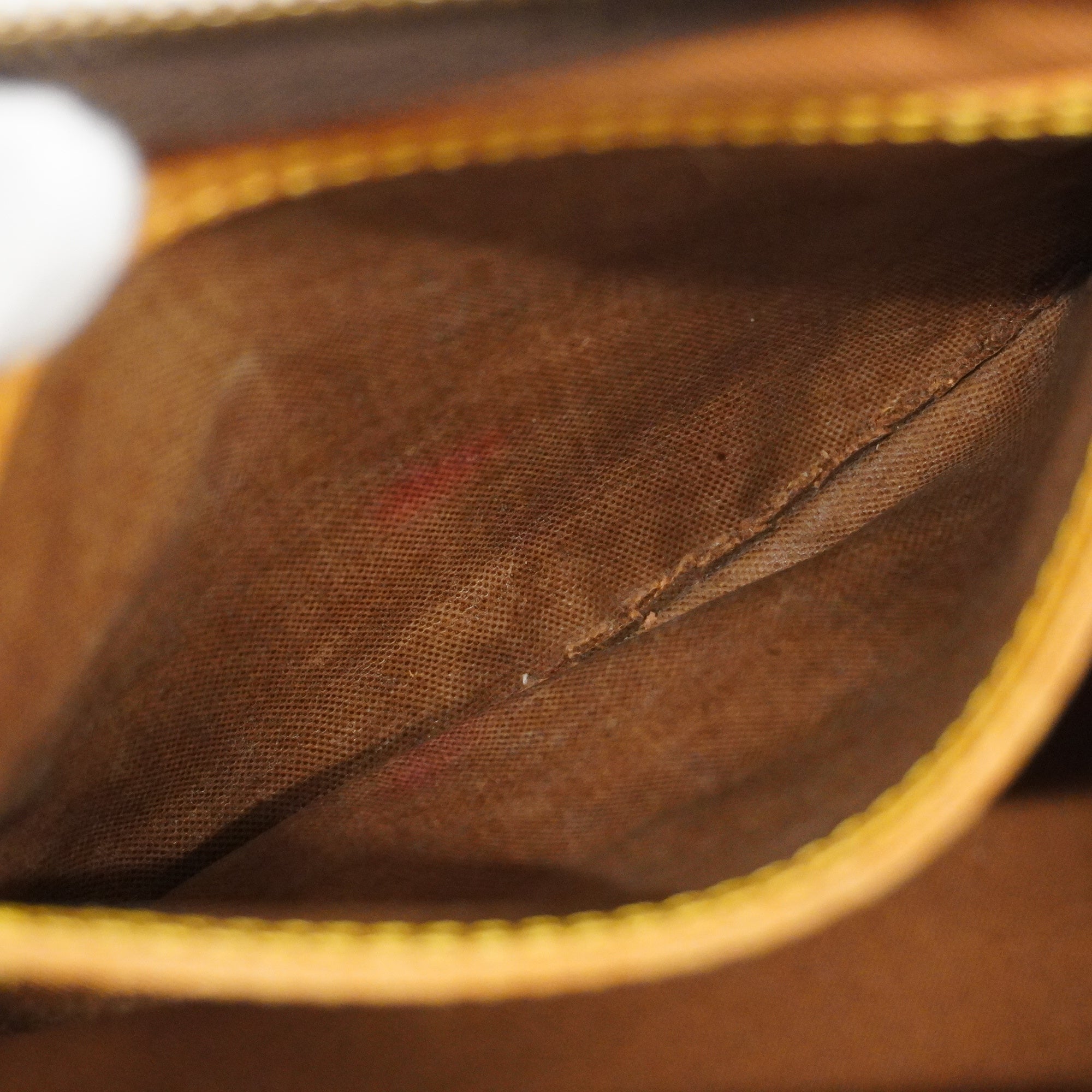 LO-LV bags 9137