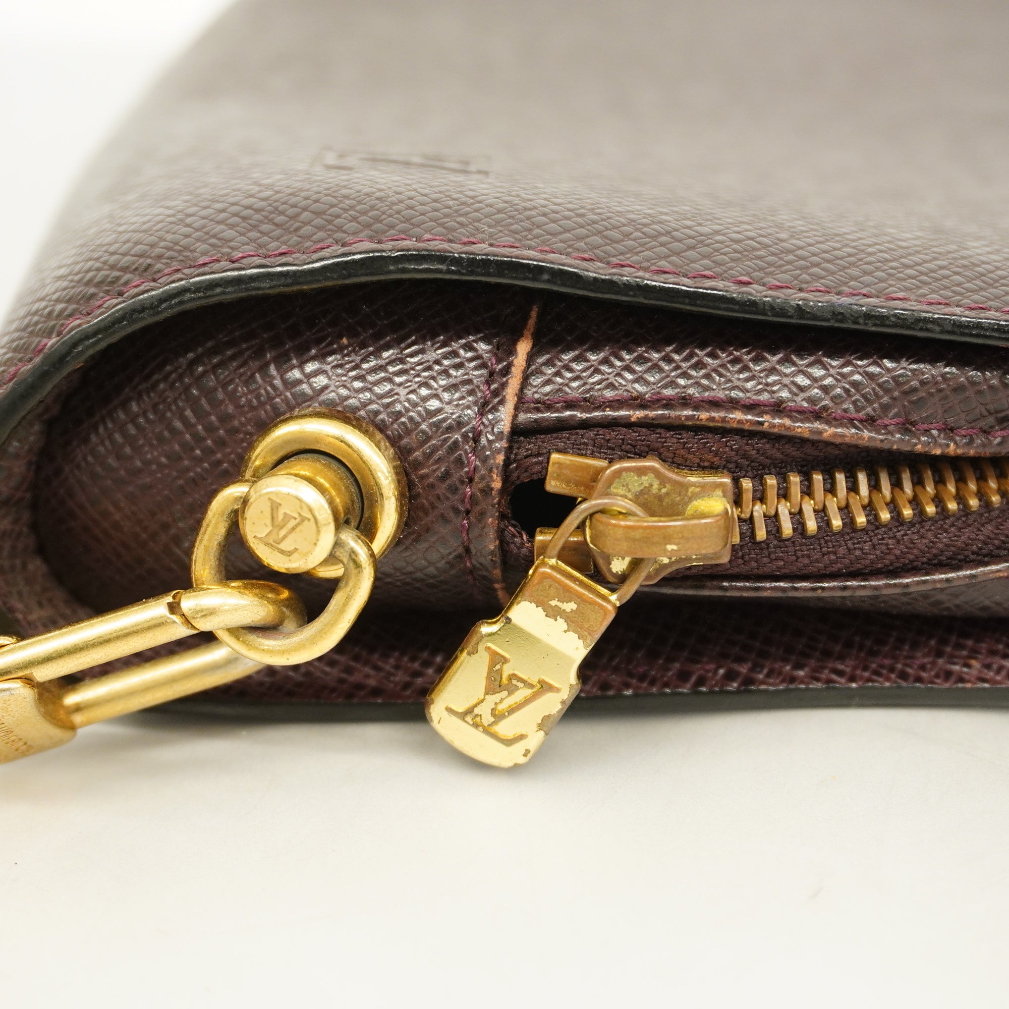 LO-LV bags 3355