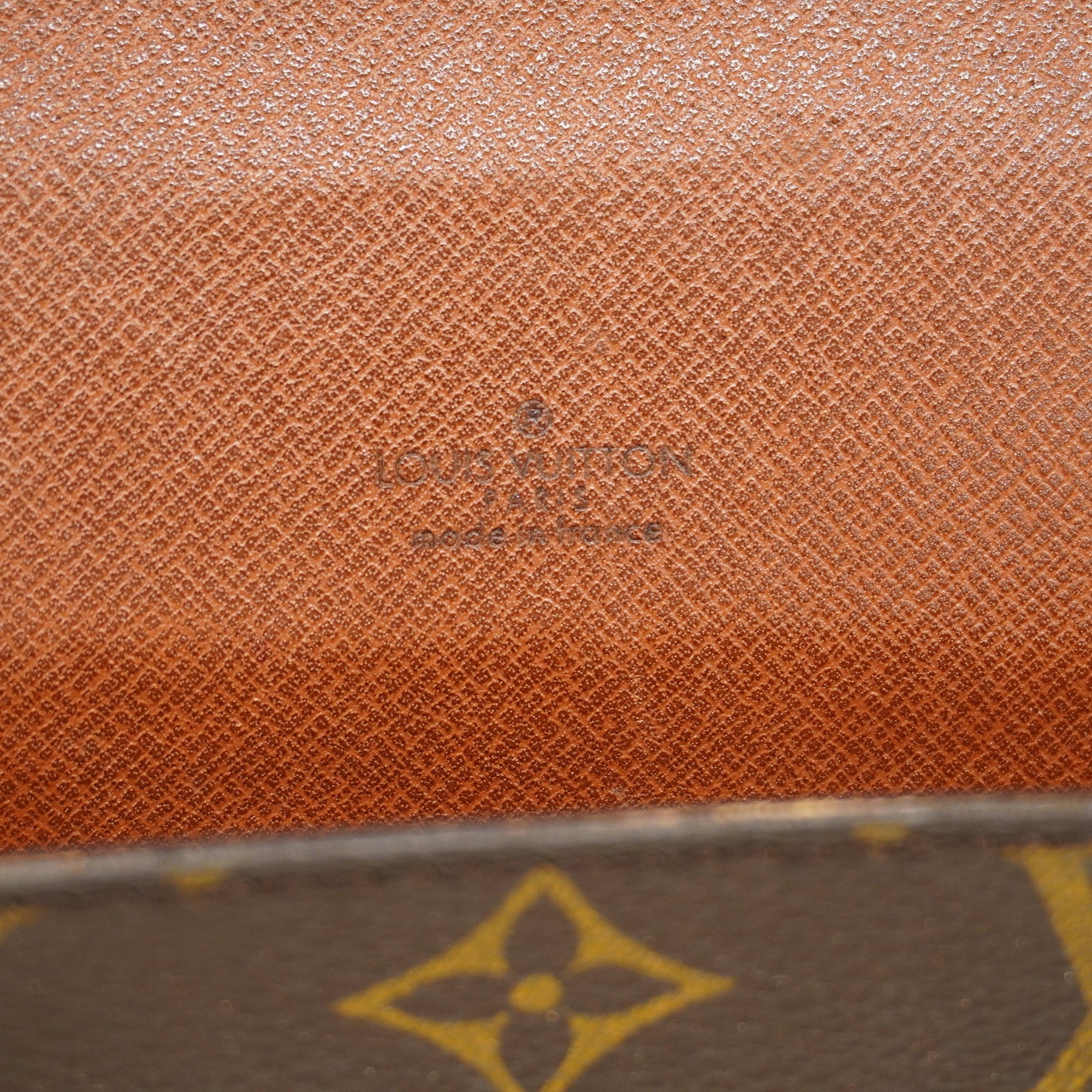LO-LV bags 3211