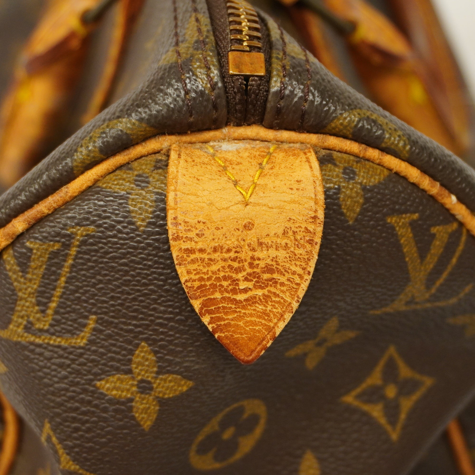 LO-LV bags 3321