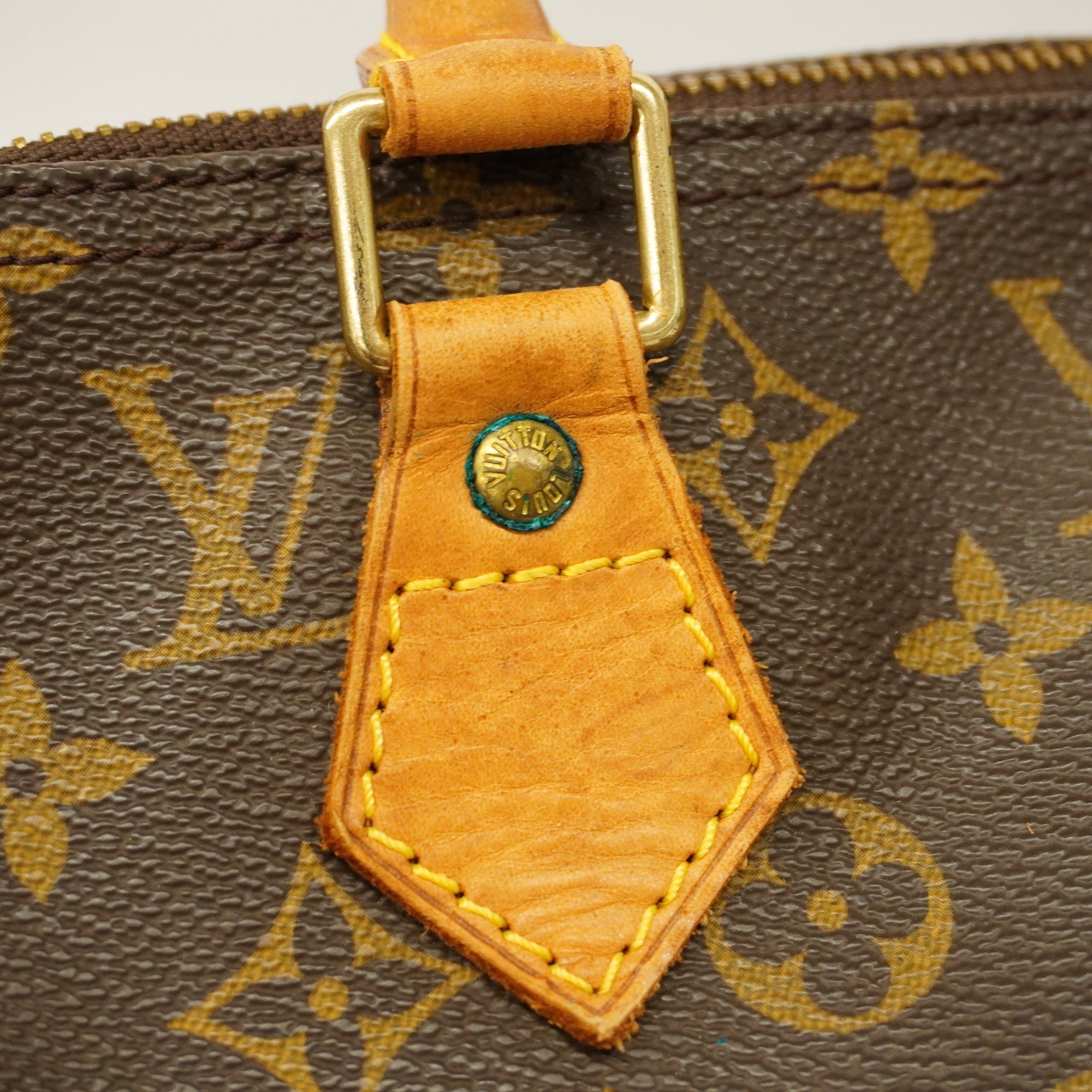 LO-LV bags 3332