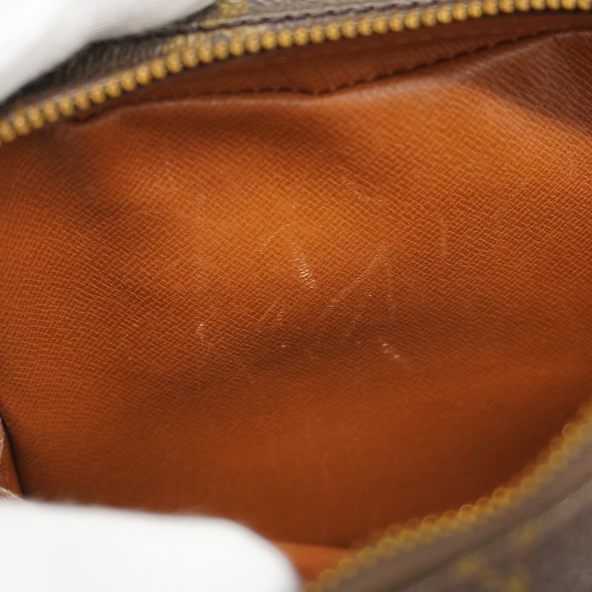 LO-LV bags 3203