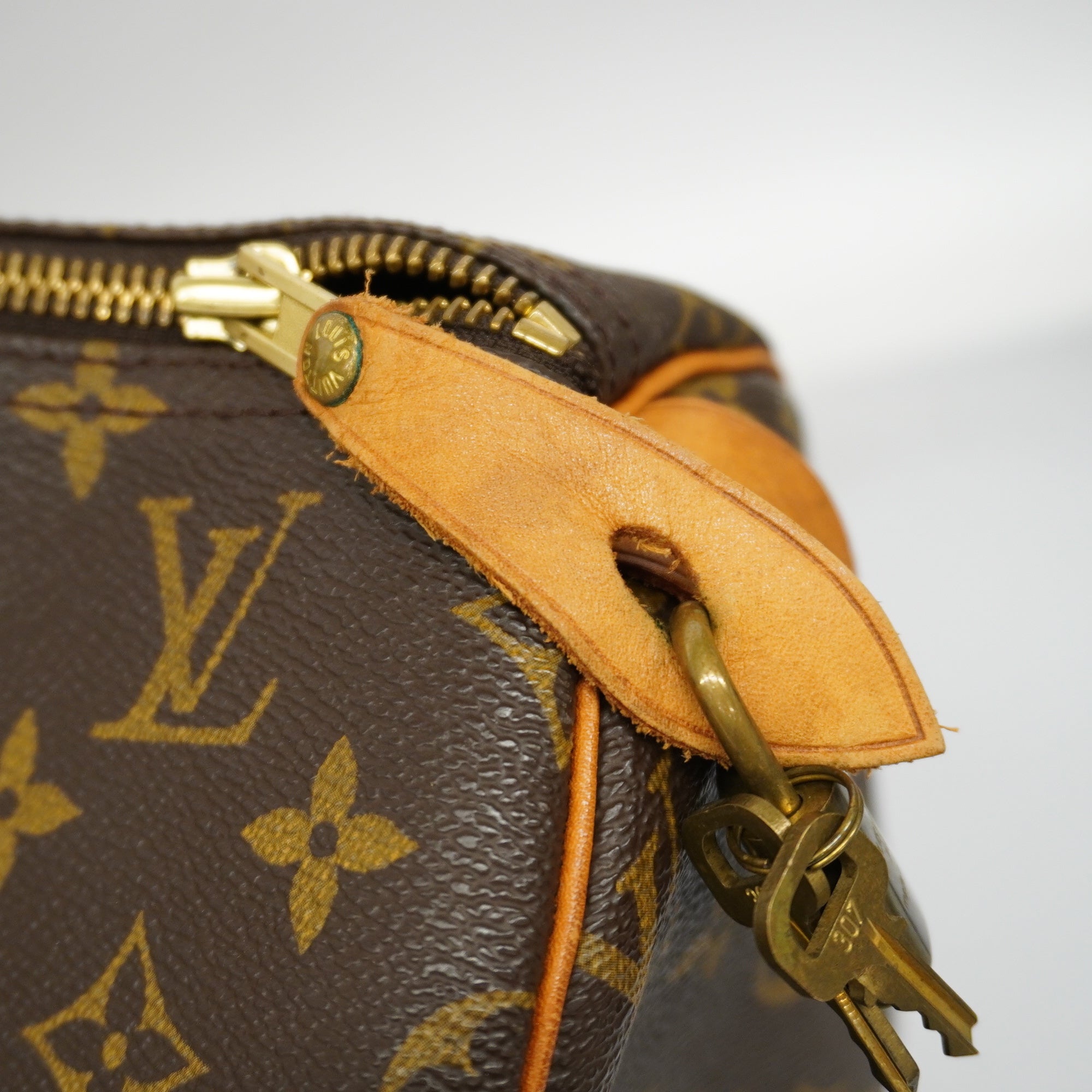 LO-LV bags 9743