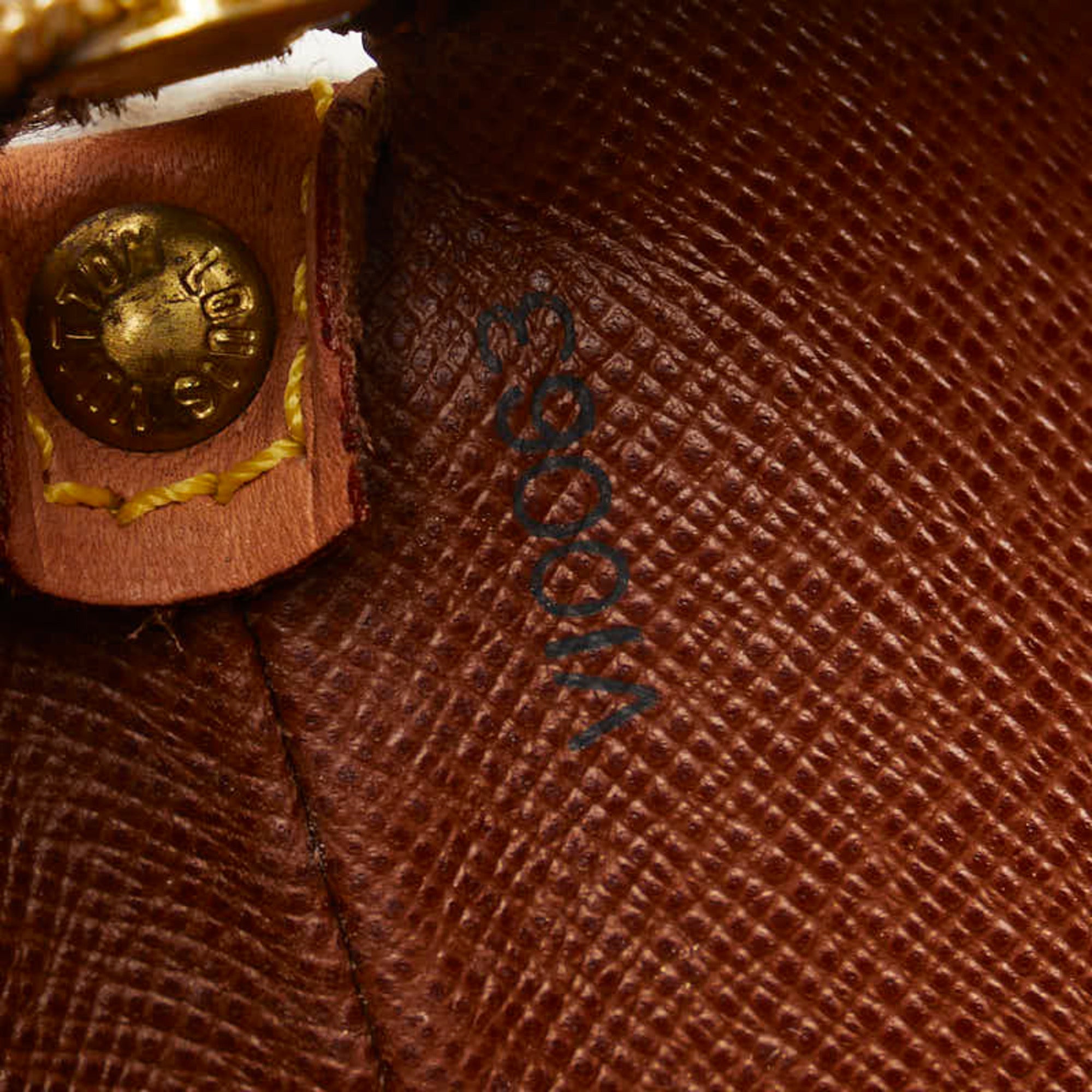 LO-LV bags 3697