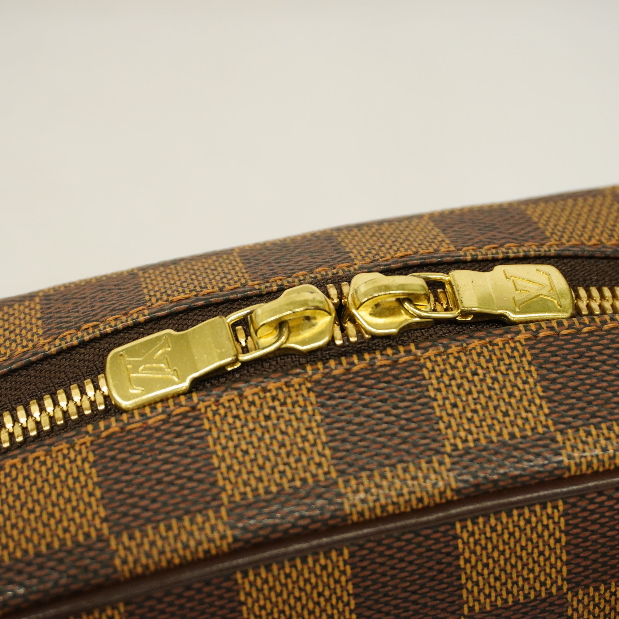 LO-LV bags 3168