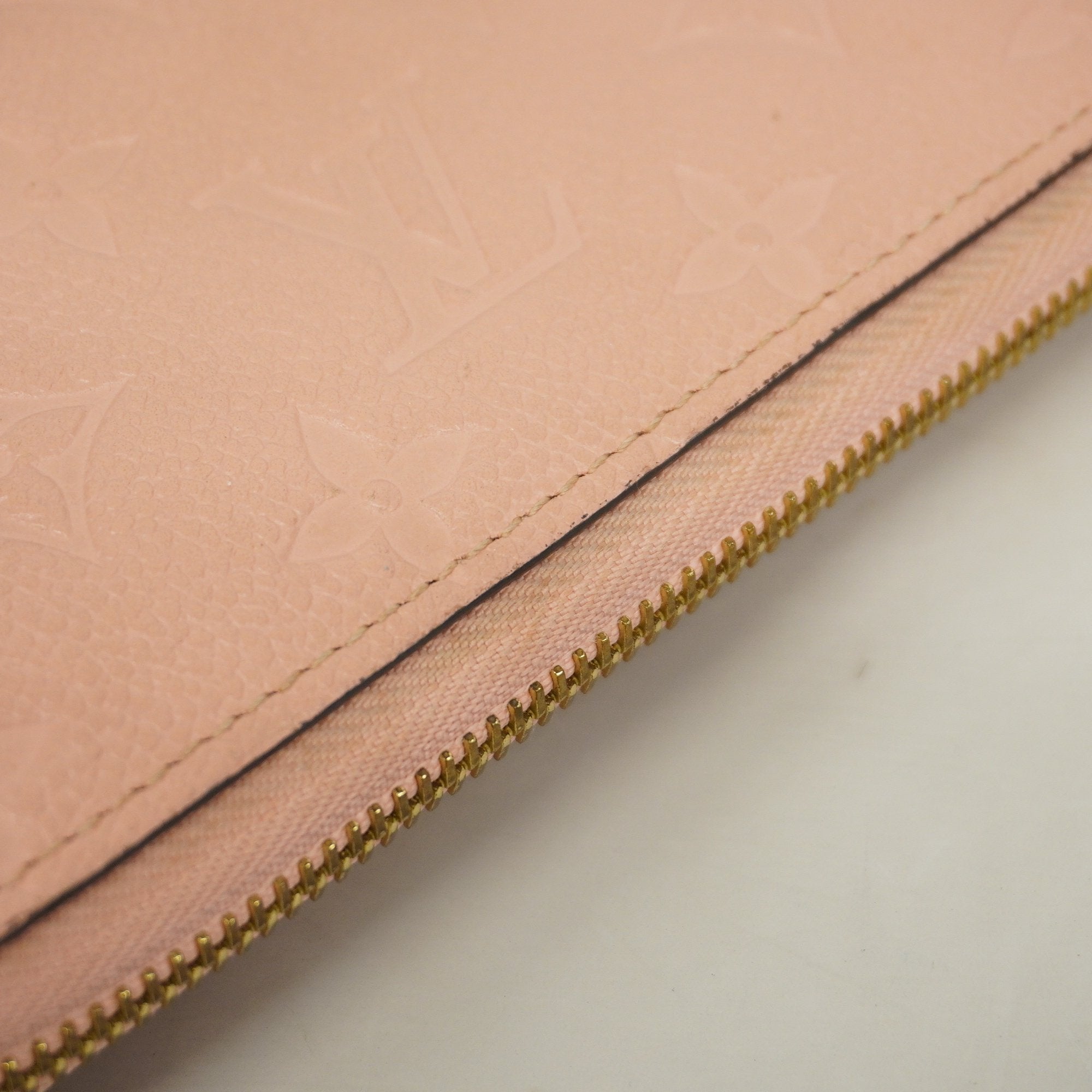 LO-LV bags 3228