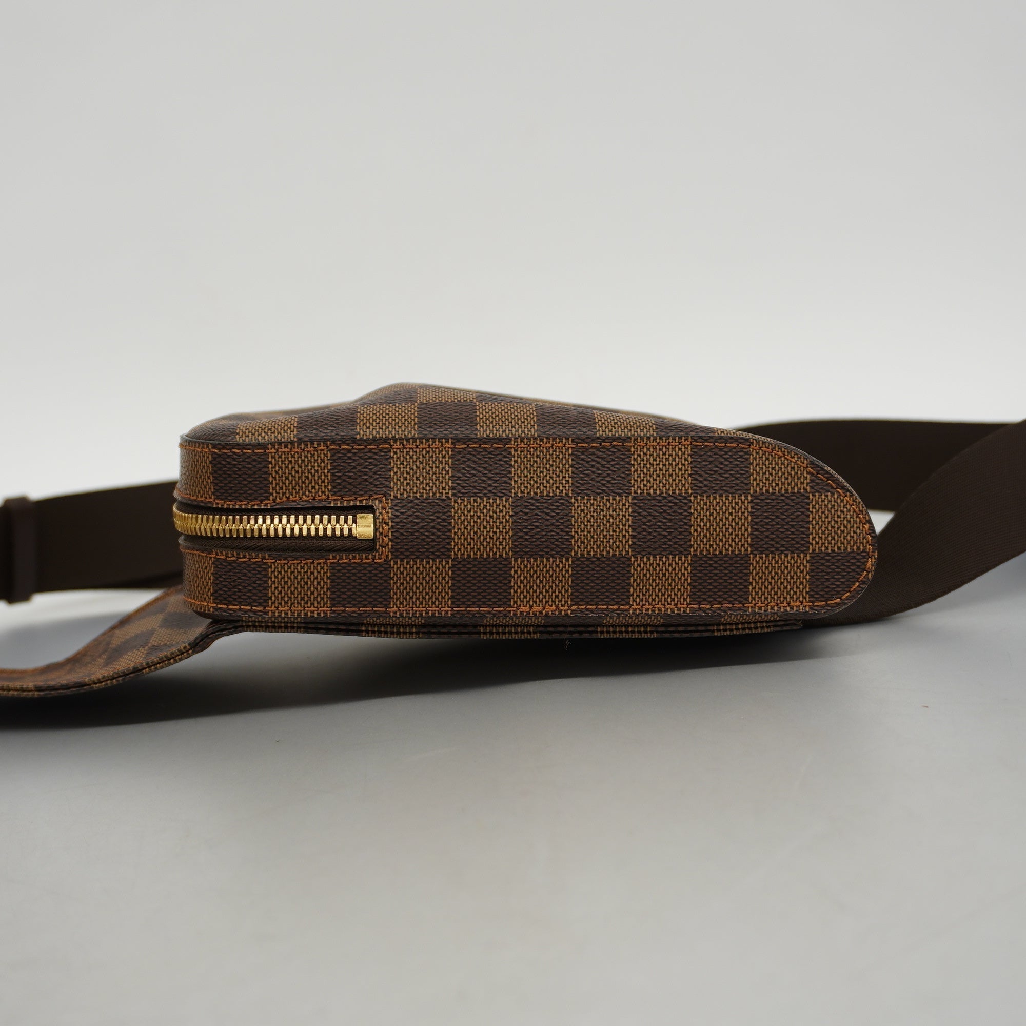 LO-LV bags 3150