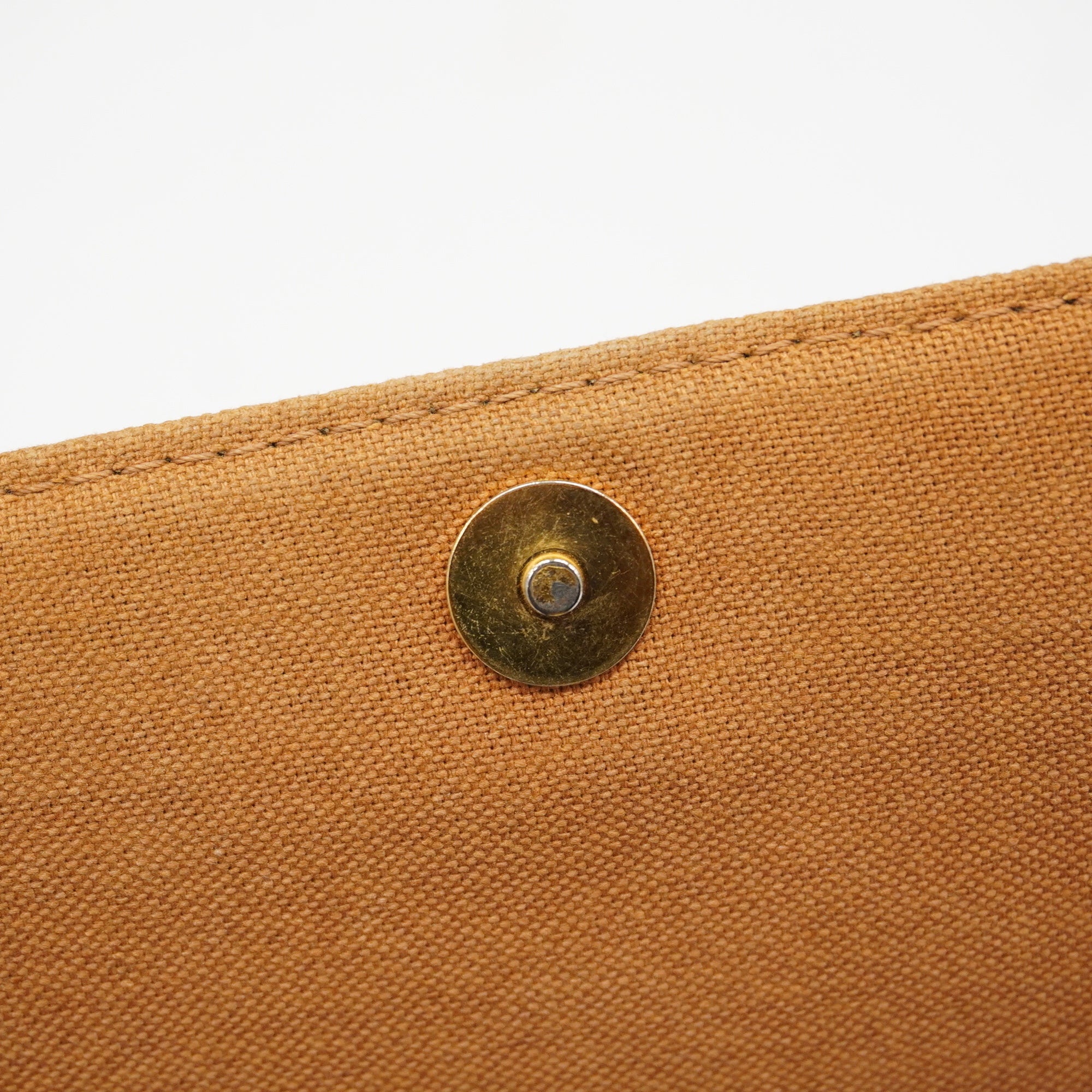 LO-LV bags 3276