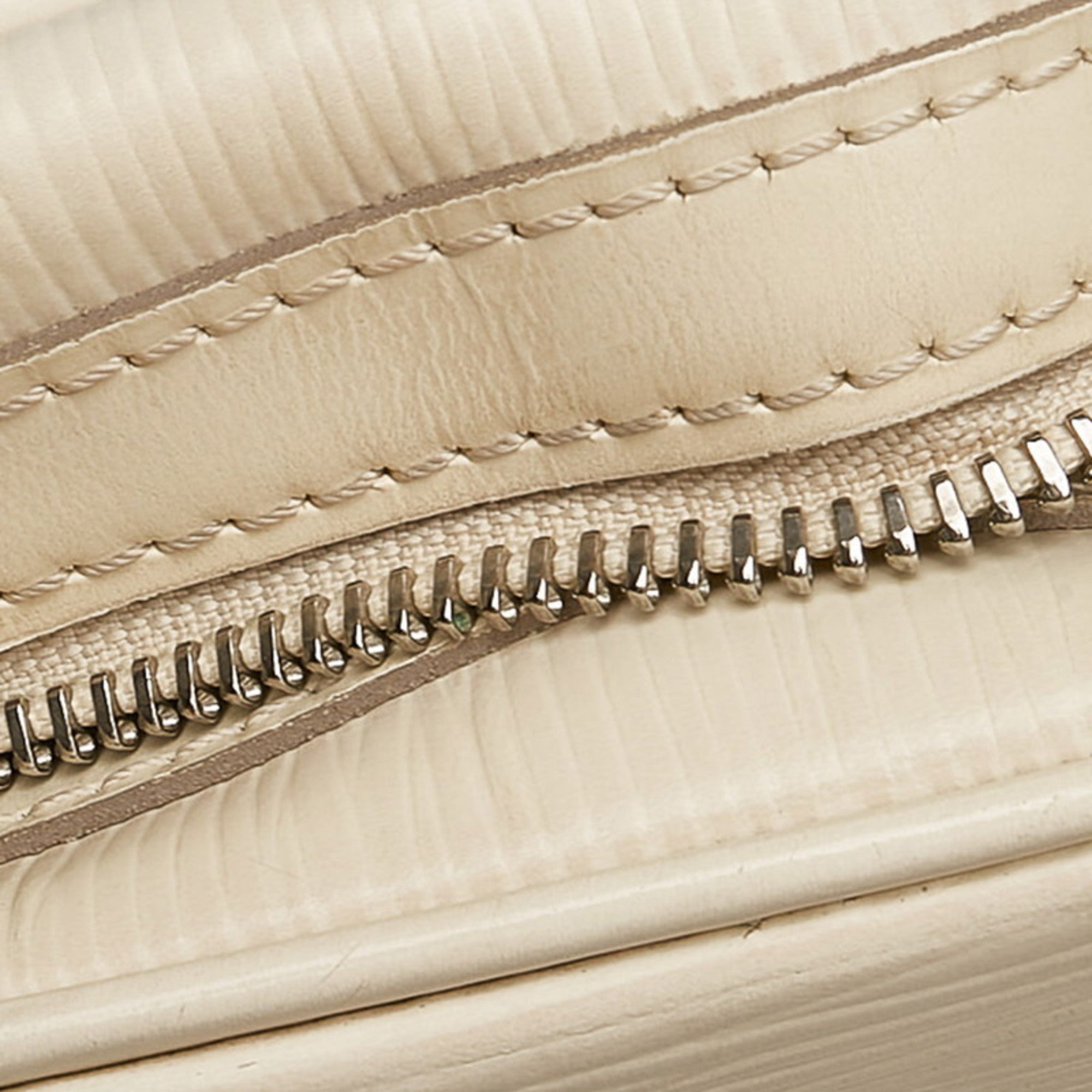 LO-LV bags 7019
