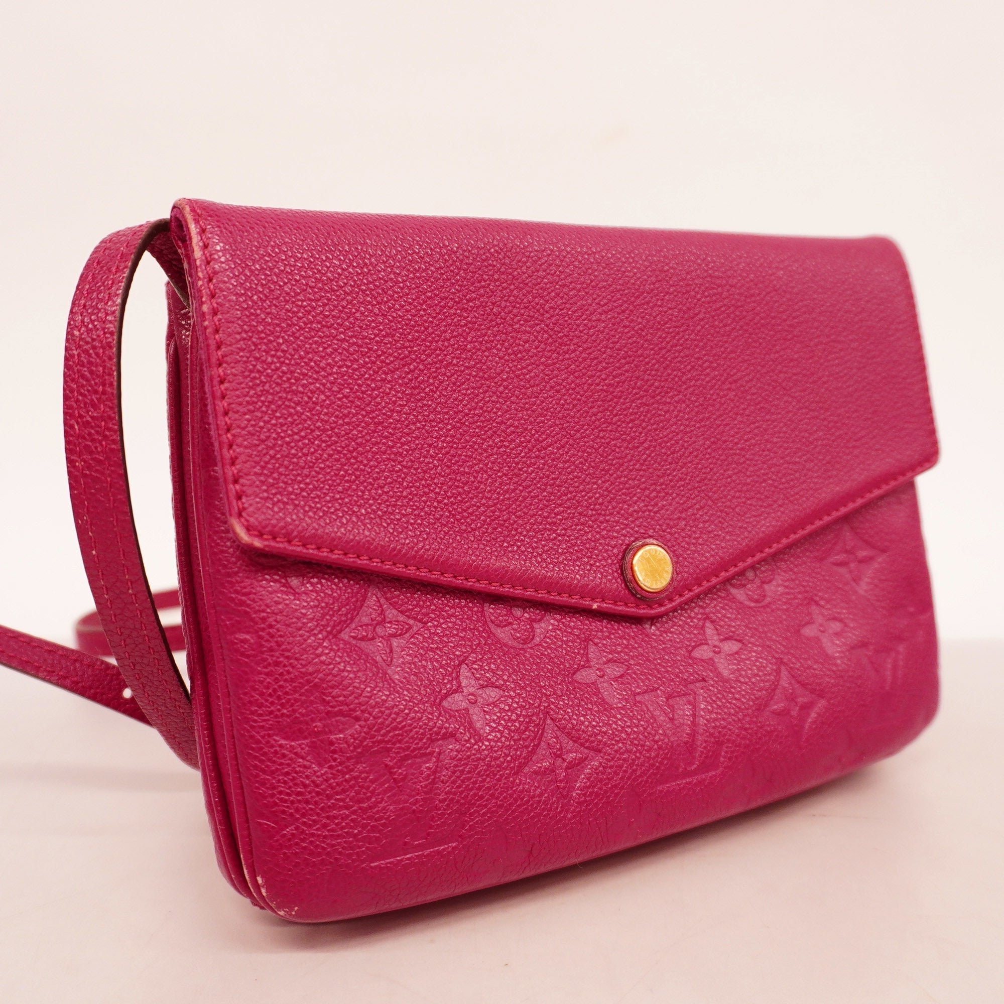 LO-LV bags 3227