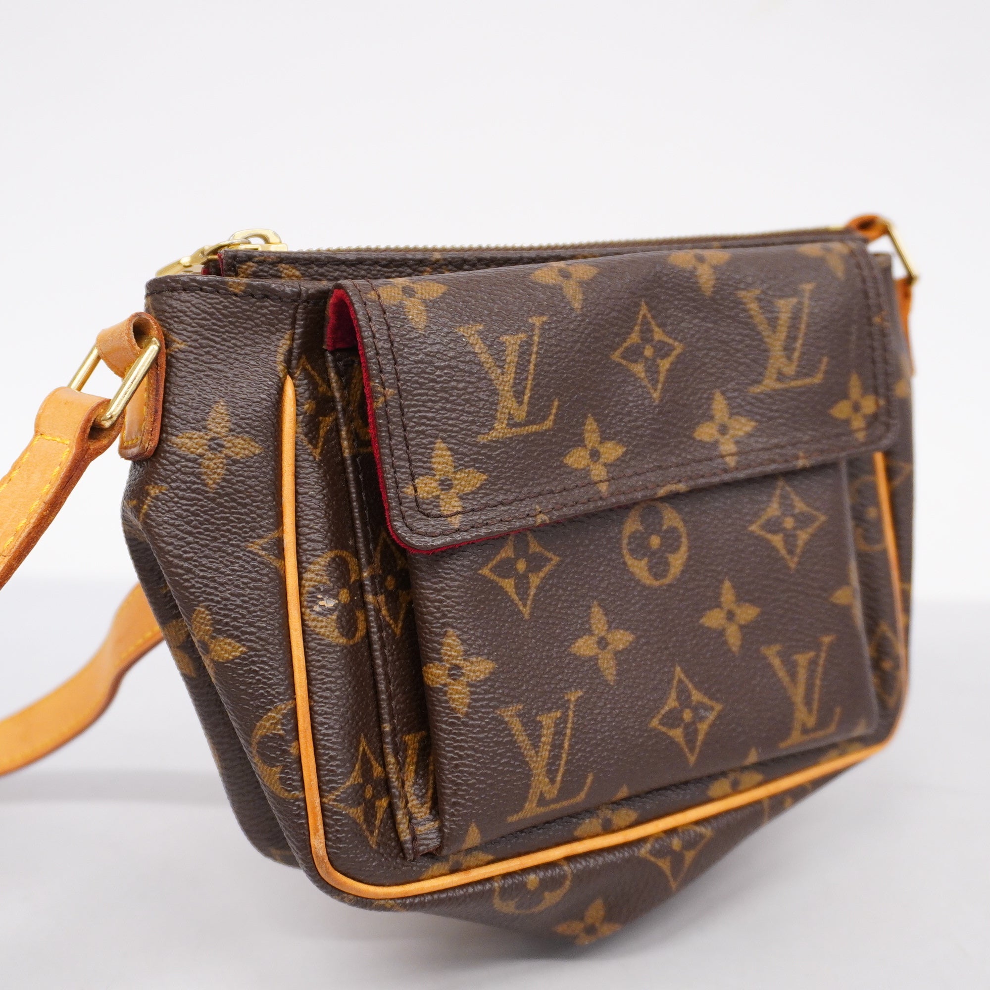 LO-LV bags 3351