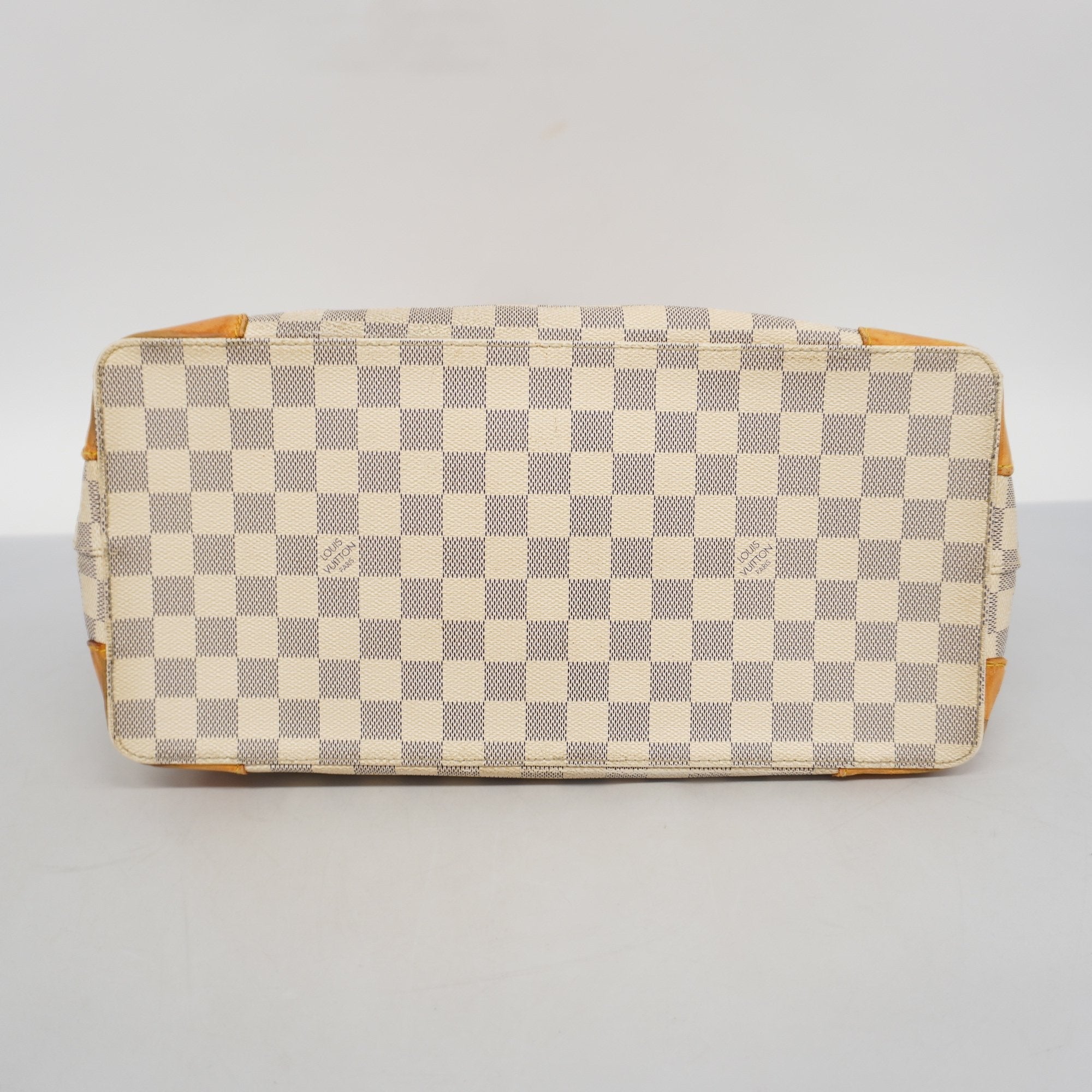 LO-LV bags 3140