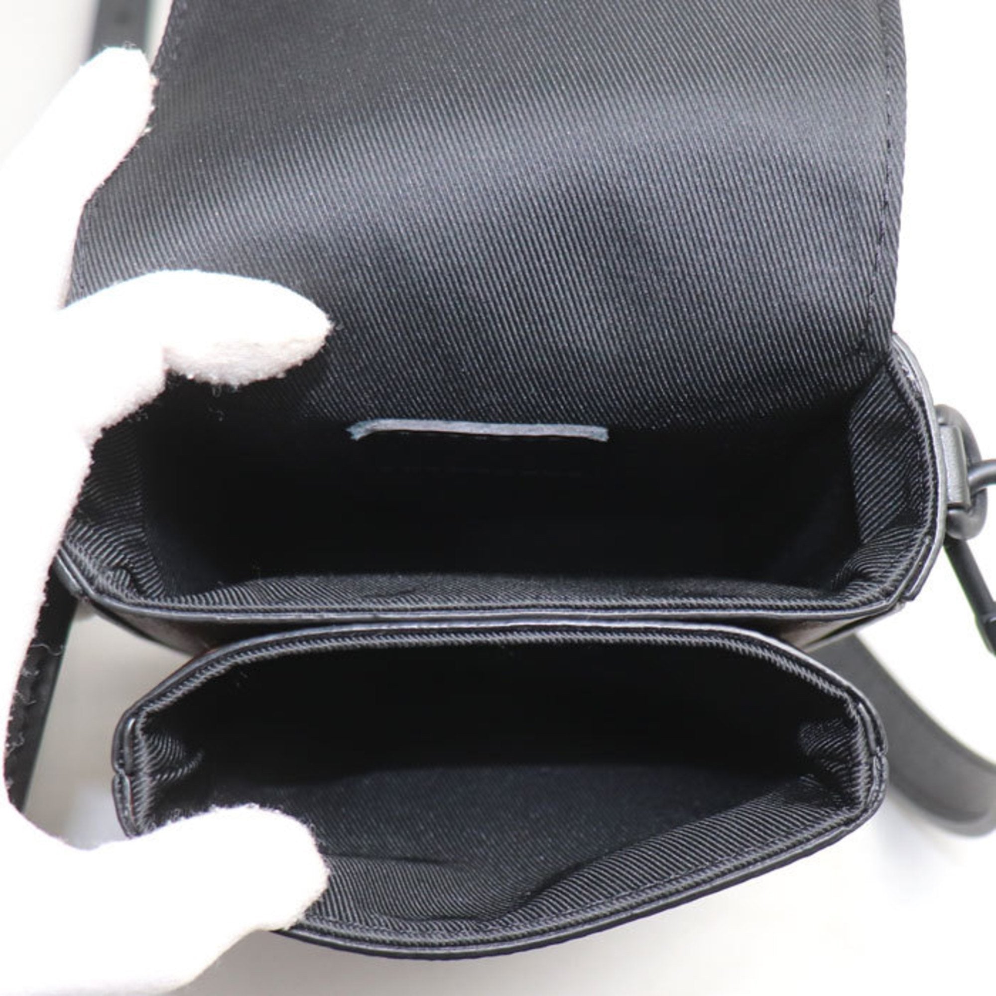 Monogram Shoulder