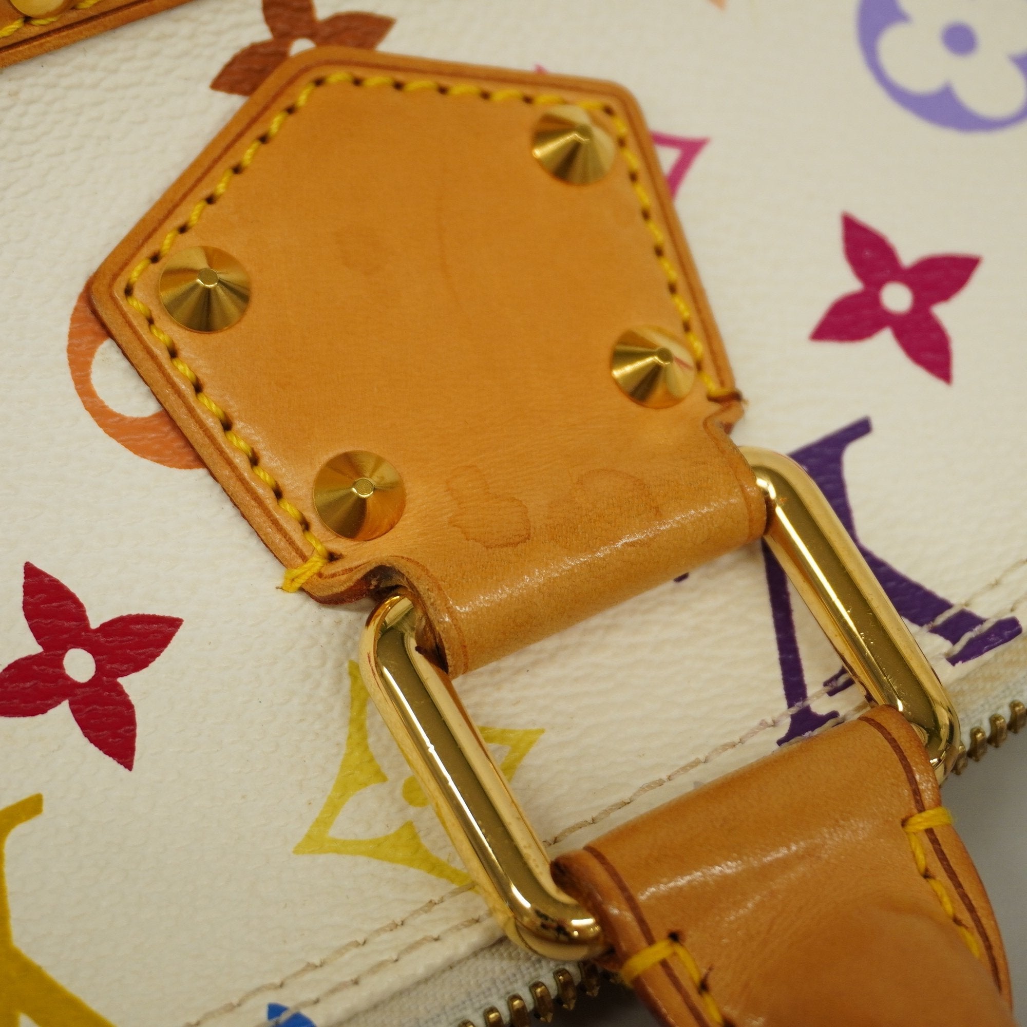 LO-LV bags 3281