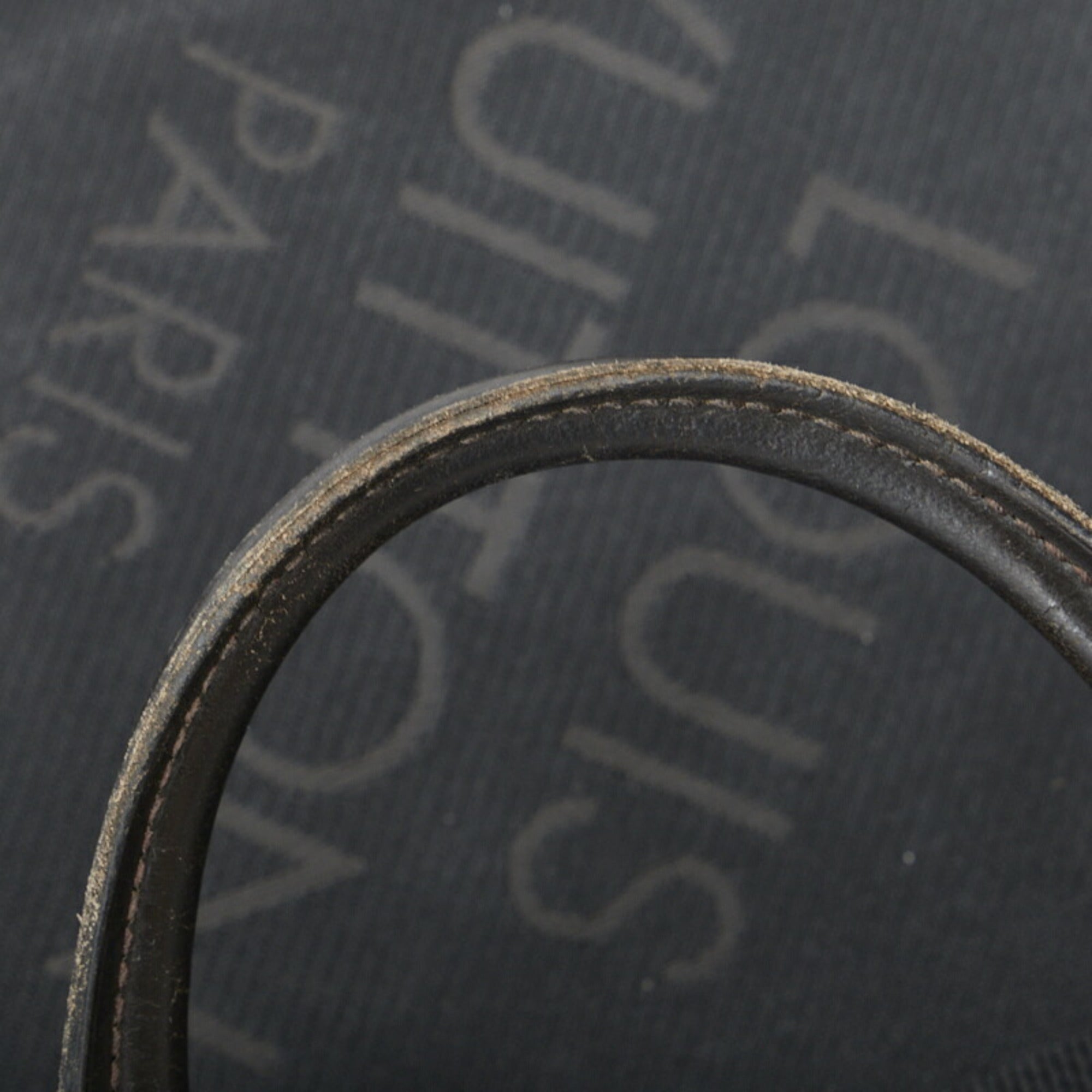 LO-LV bags 1711