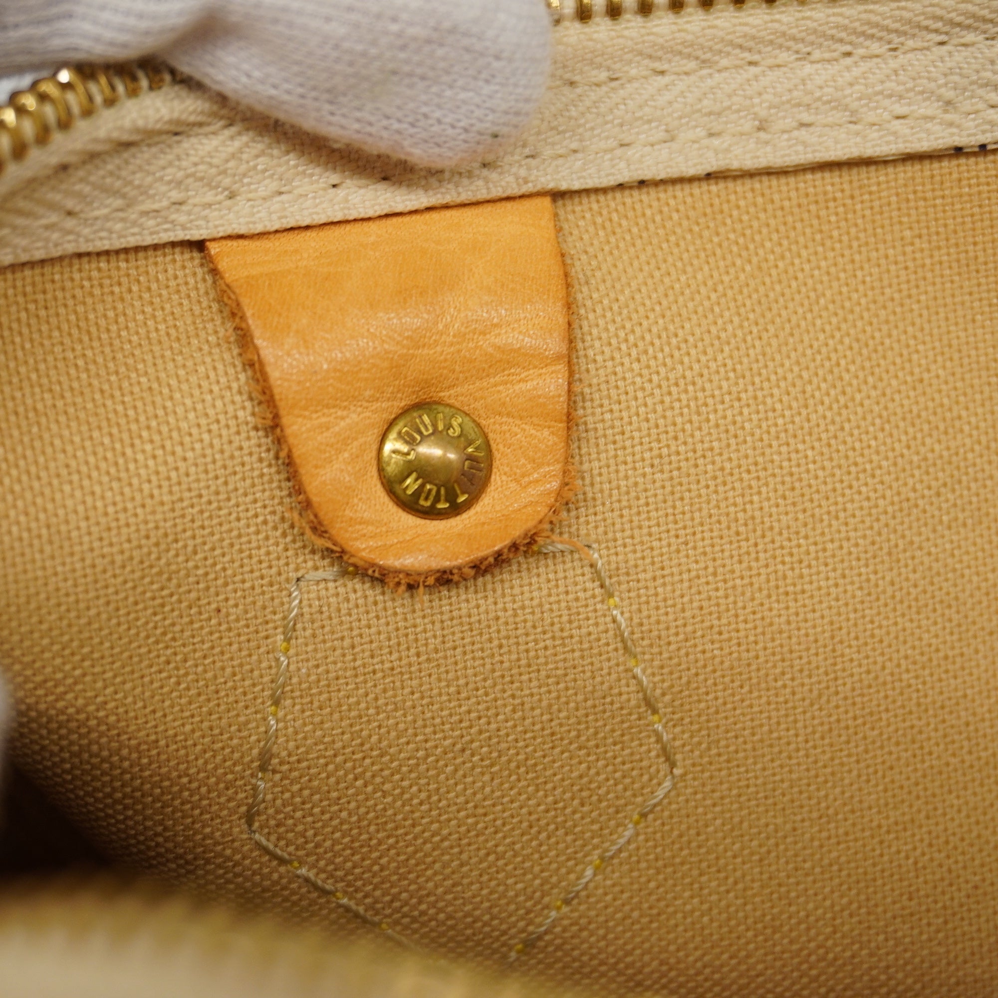 LO-LV bags 3146