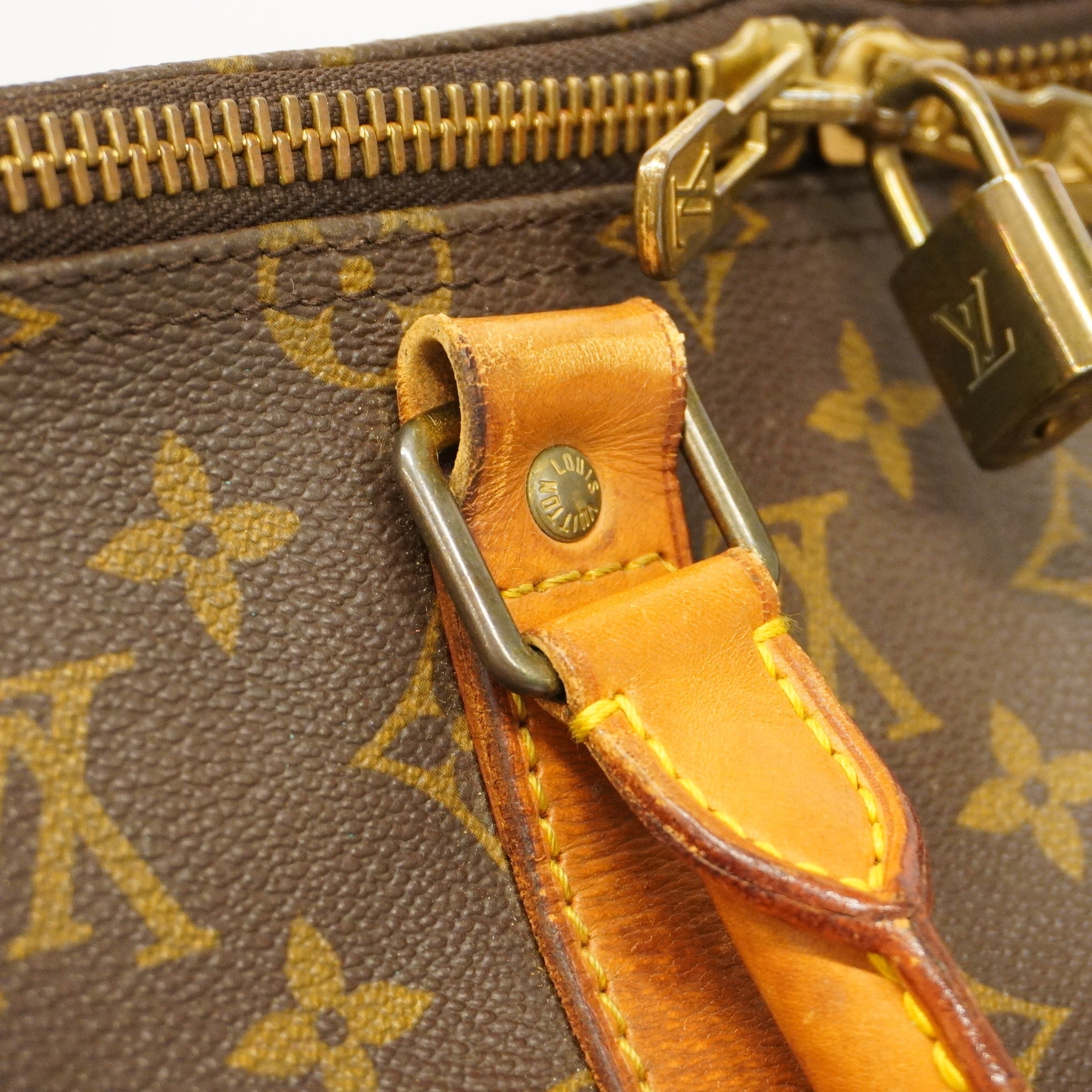 LO-LV bags 3260