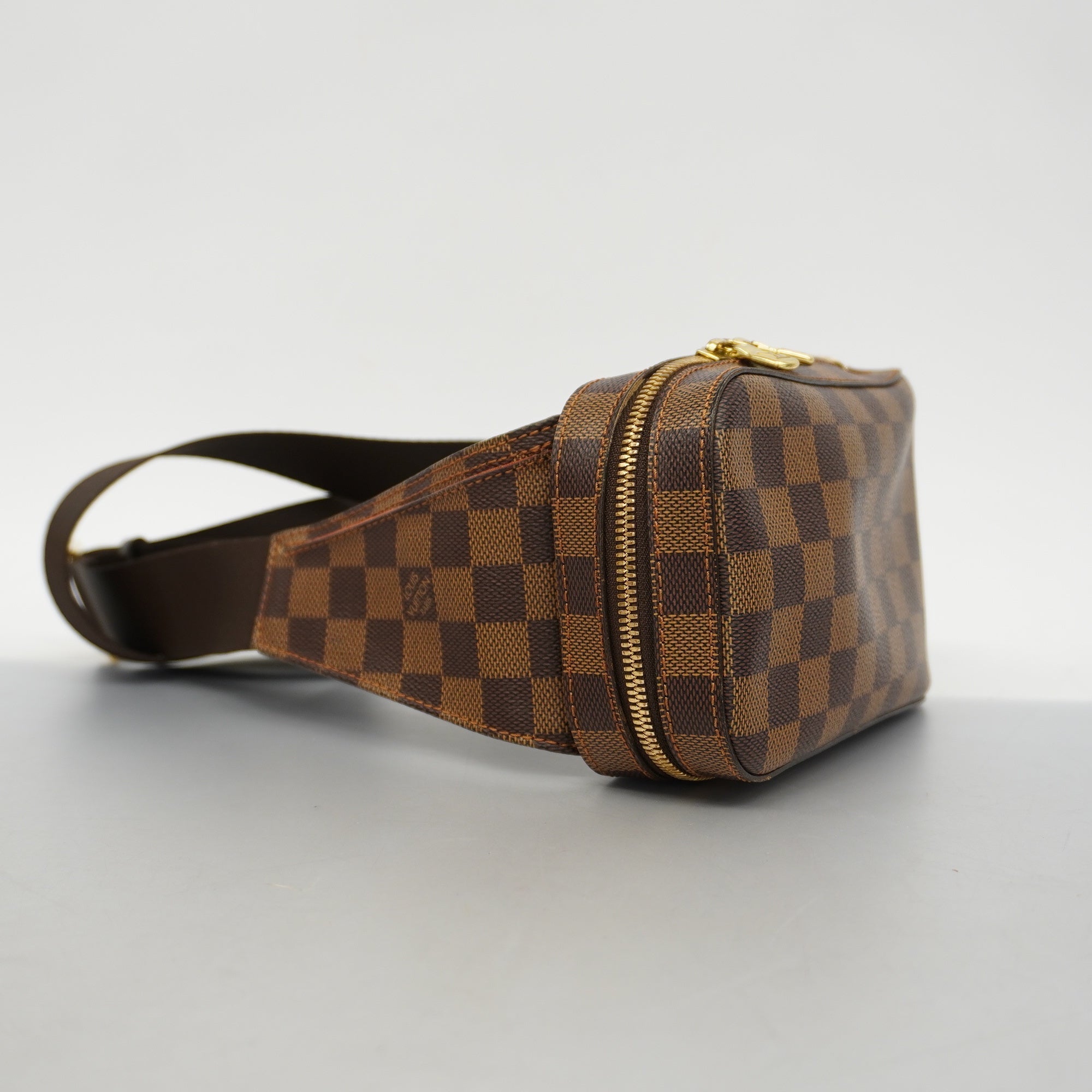 LO-LV bags 3150
