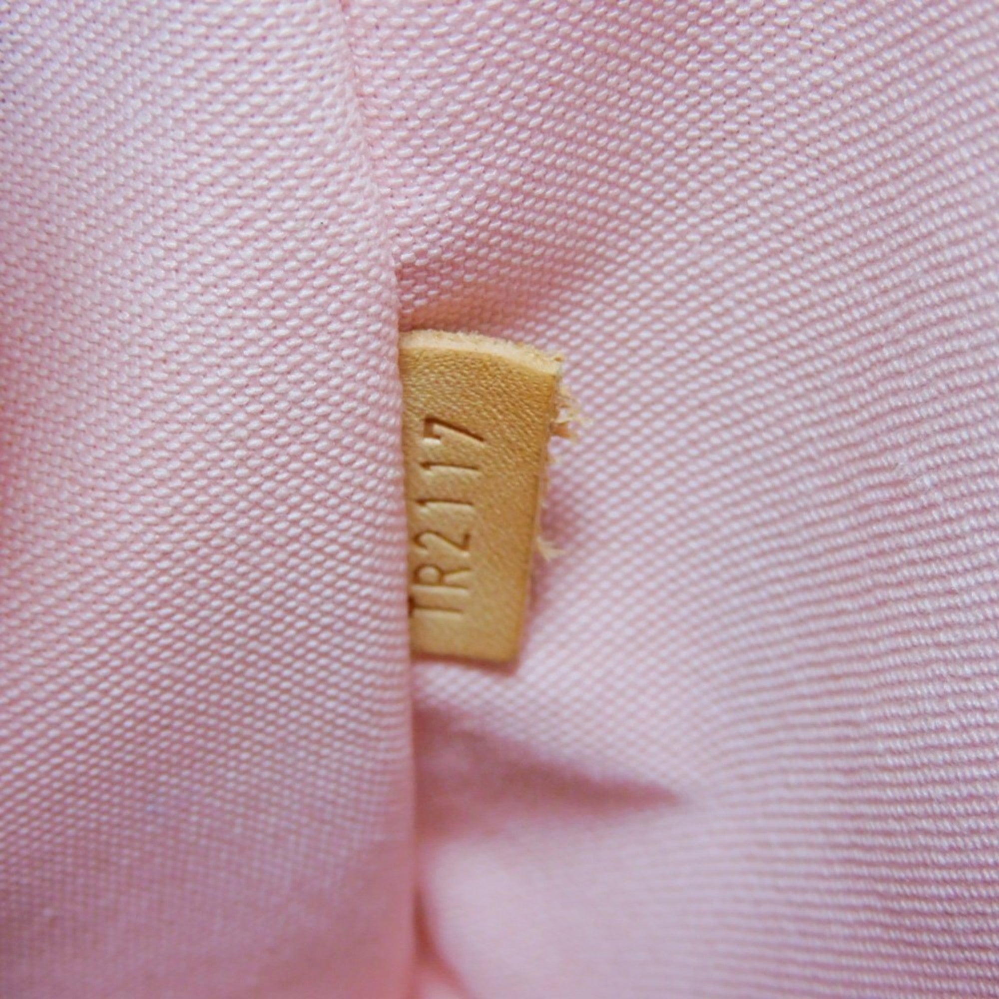 LO-LV bags 3711