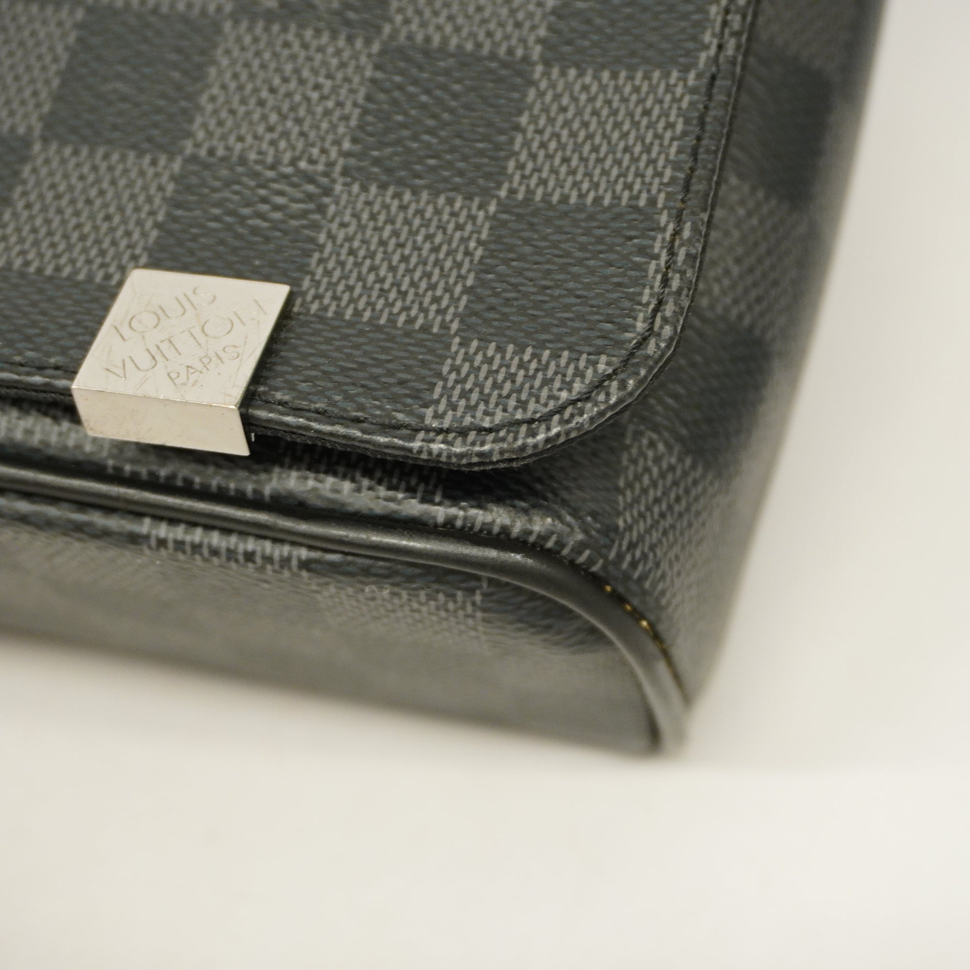LO-LV bags 3155