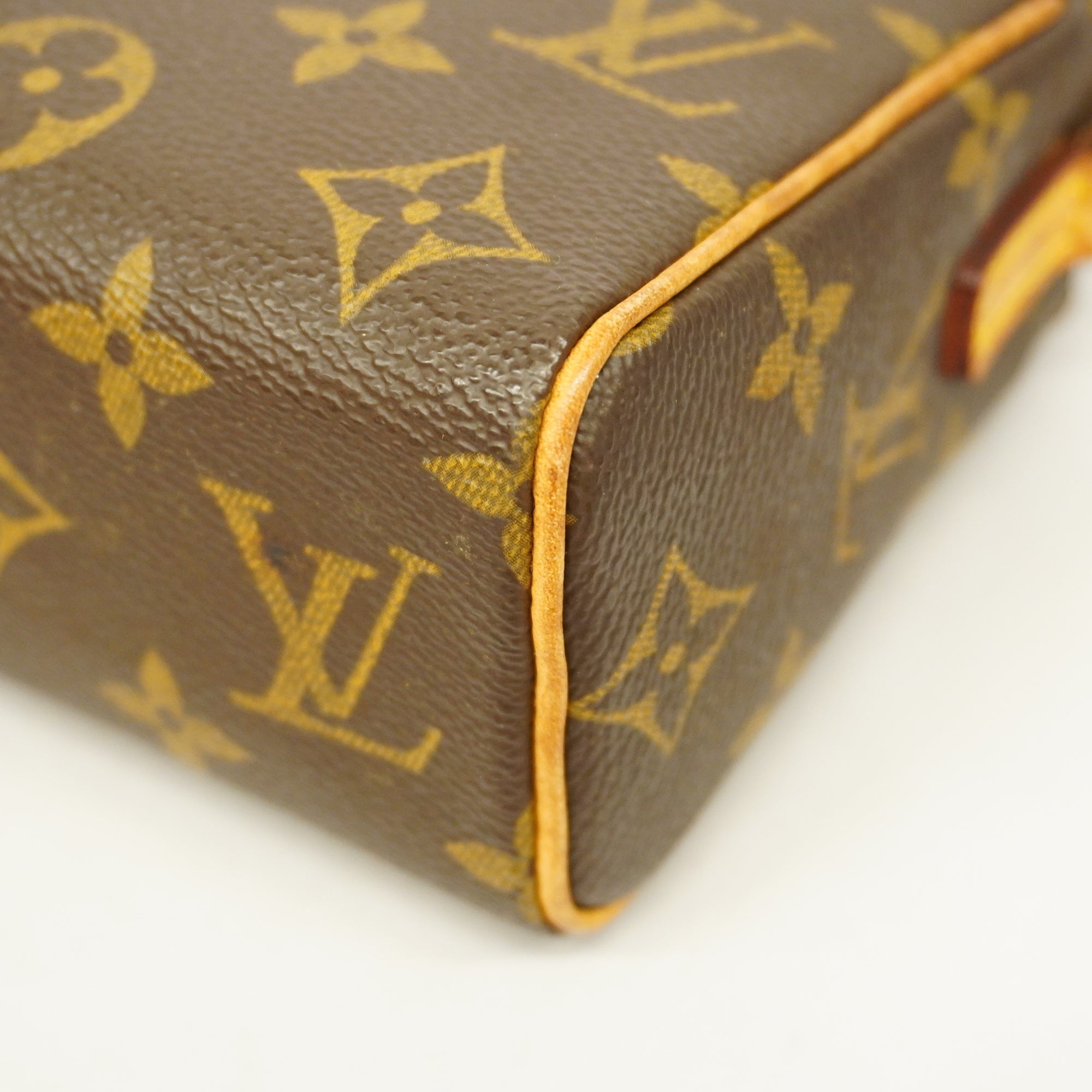 LO-LV bags 3306