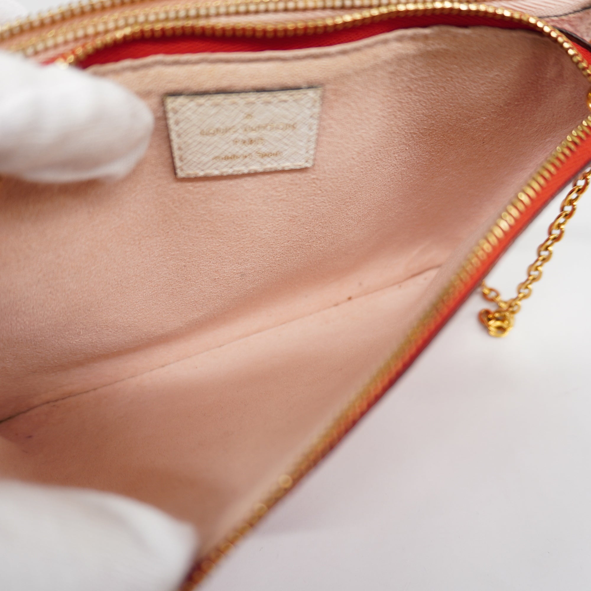 LO-LV bags 3233