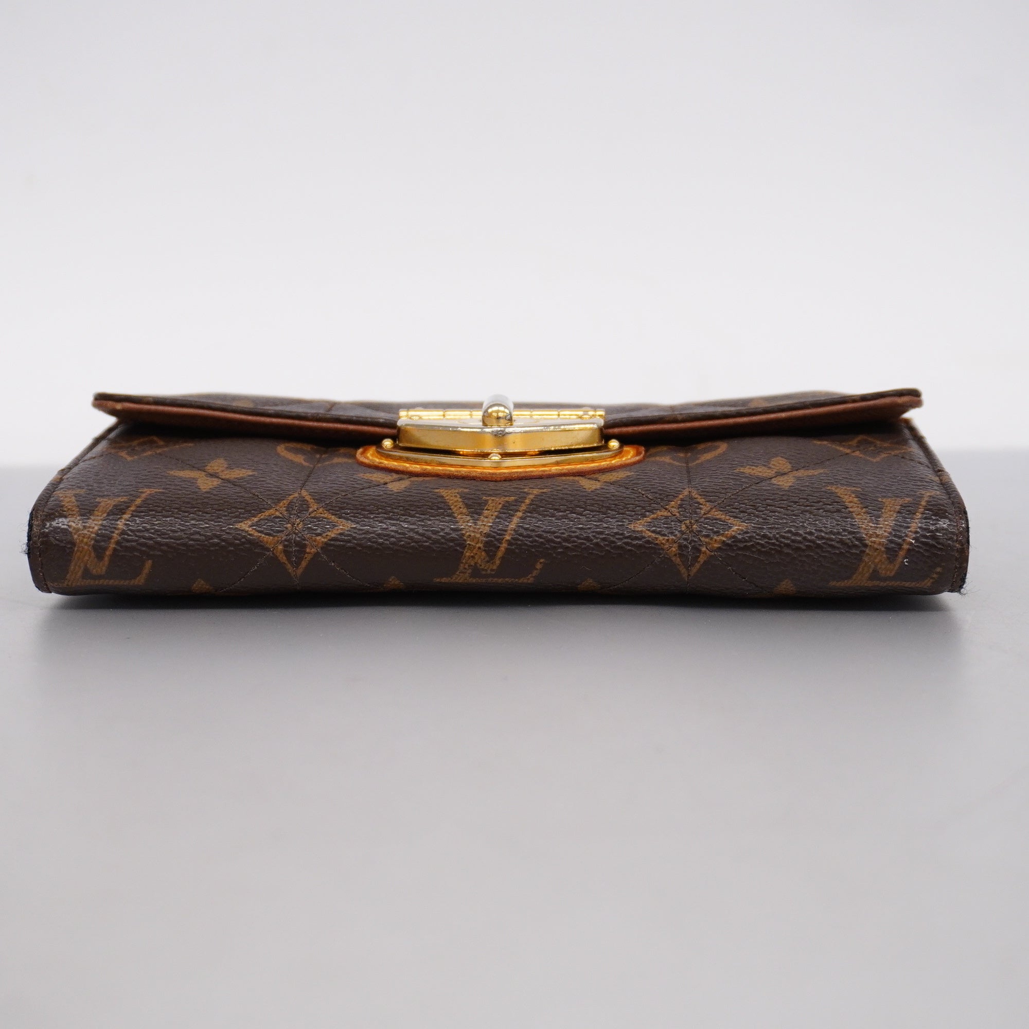 LO-LV bags 3229