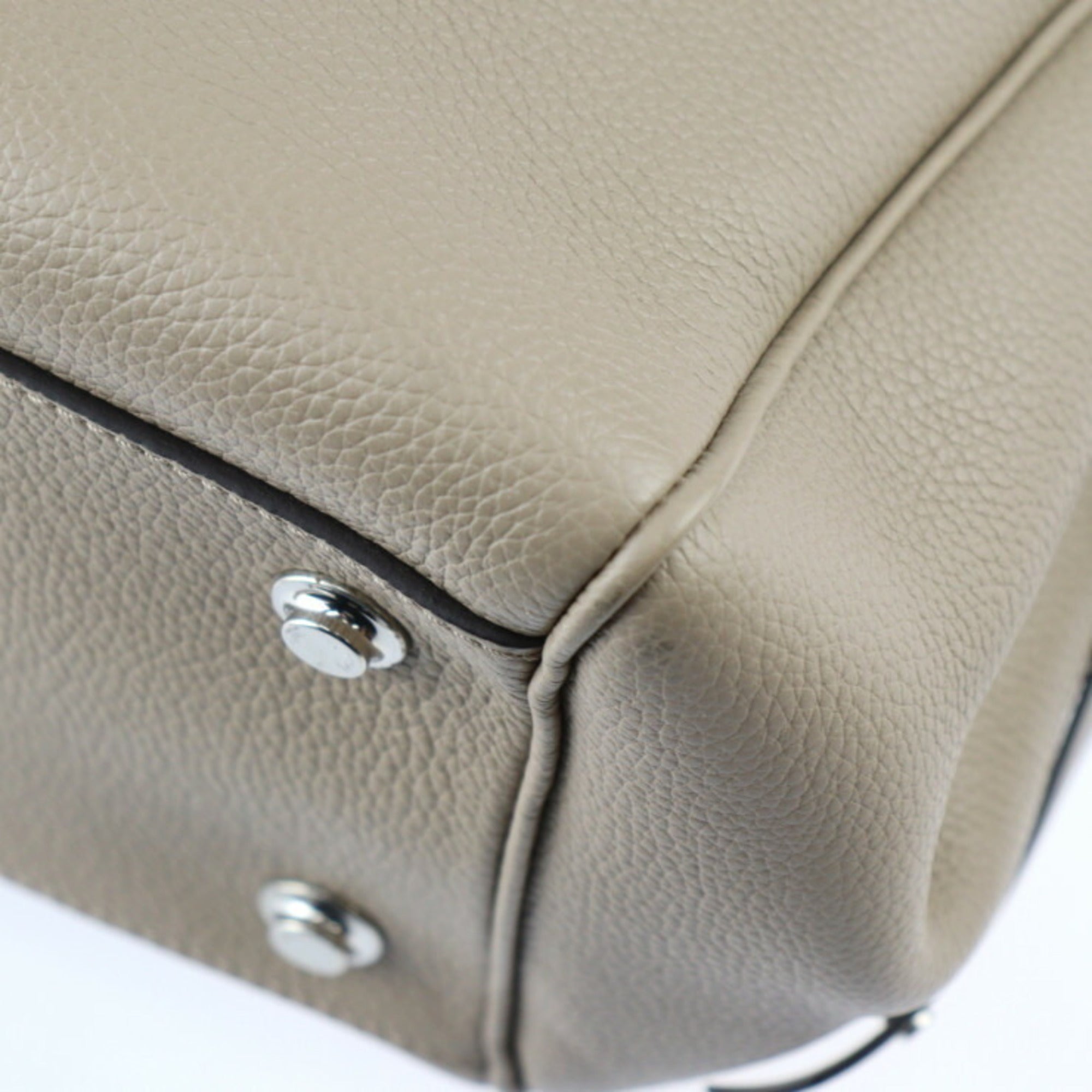 LO-LV bags 3695