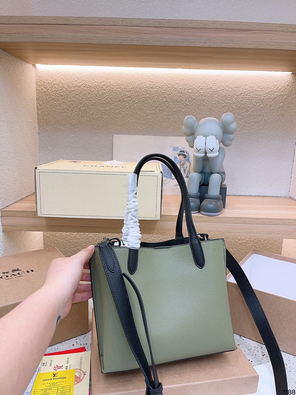 LO - CCH Bags - 094