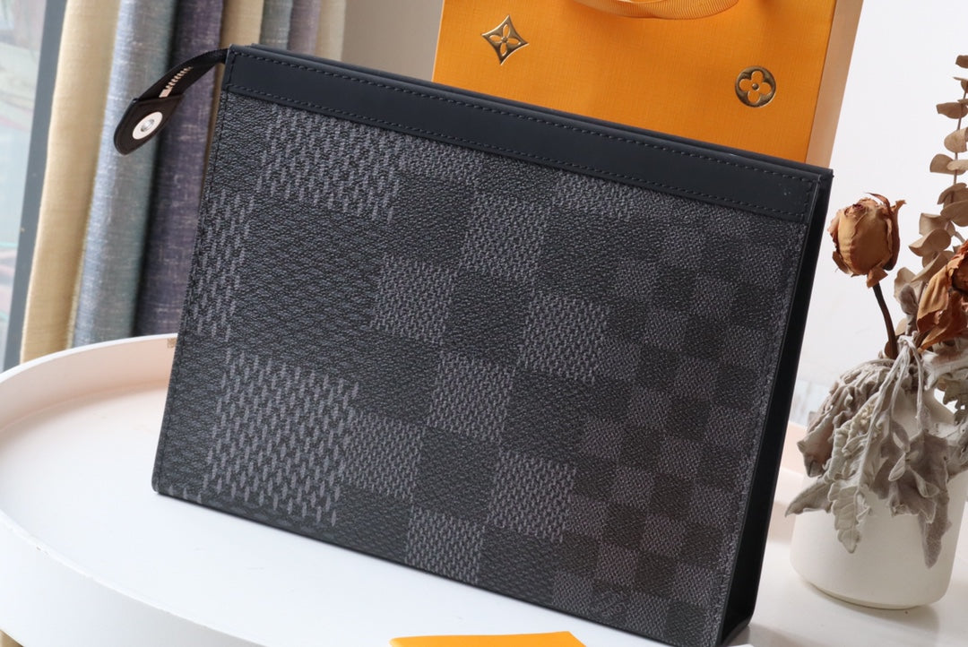 LV Pochette Voyage MM Grey Monogram Canvas 224227