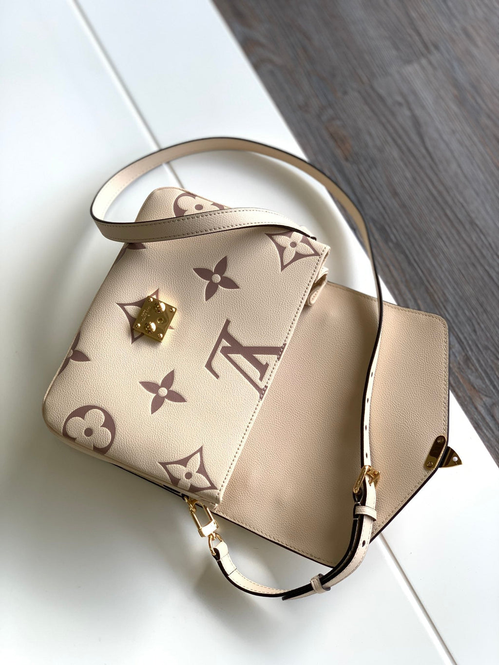 LV Pochette Métis Brown Beige Monogram Embossed Empreinte Leather