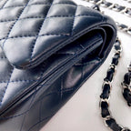 CC CLASSIC FLAP BAG 25 IN NAVY BLUE LAMBSKIN SILVER HARDWARE