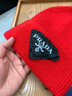 BEANIE HAT IN CHERRY RED WOOL 431358