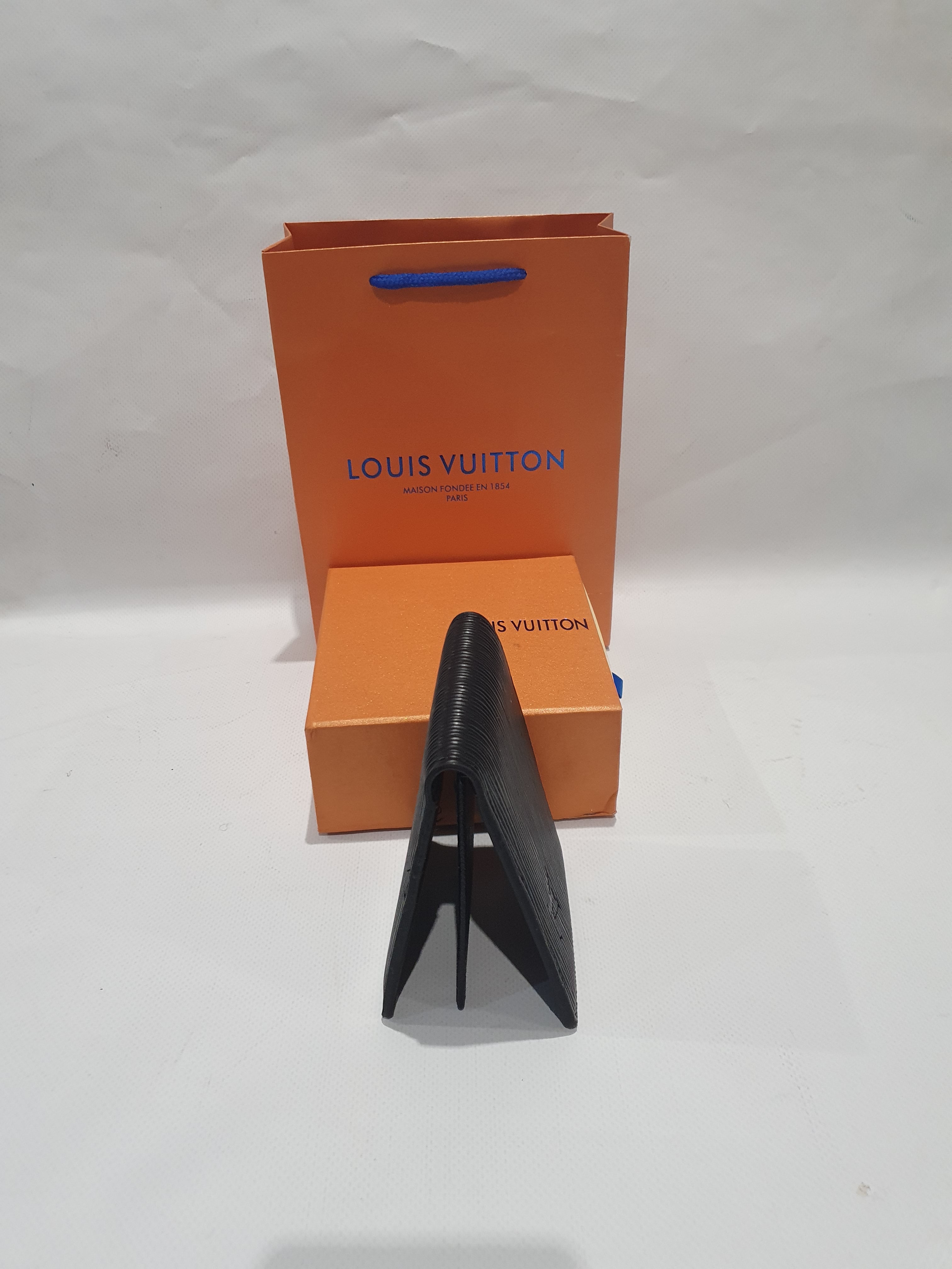 LO-LV bags 2908