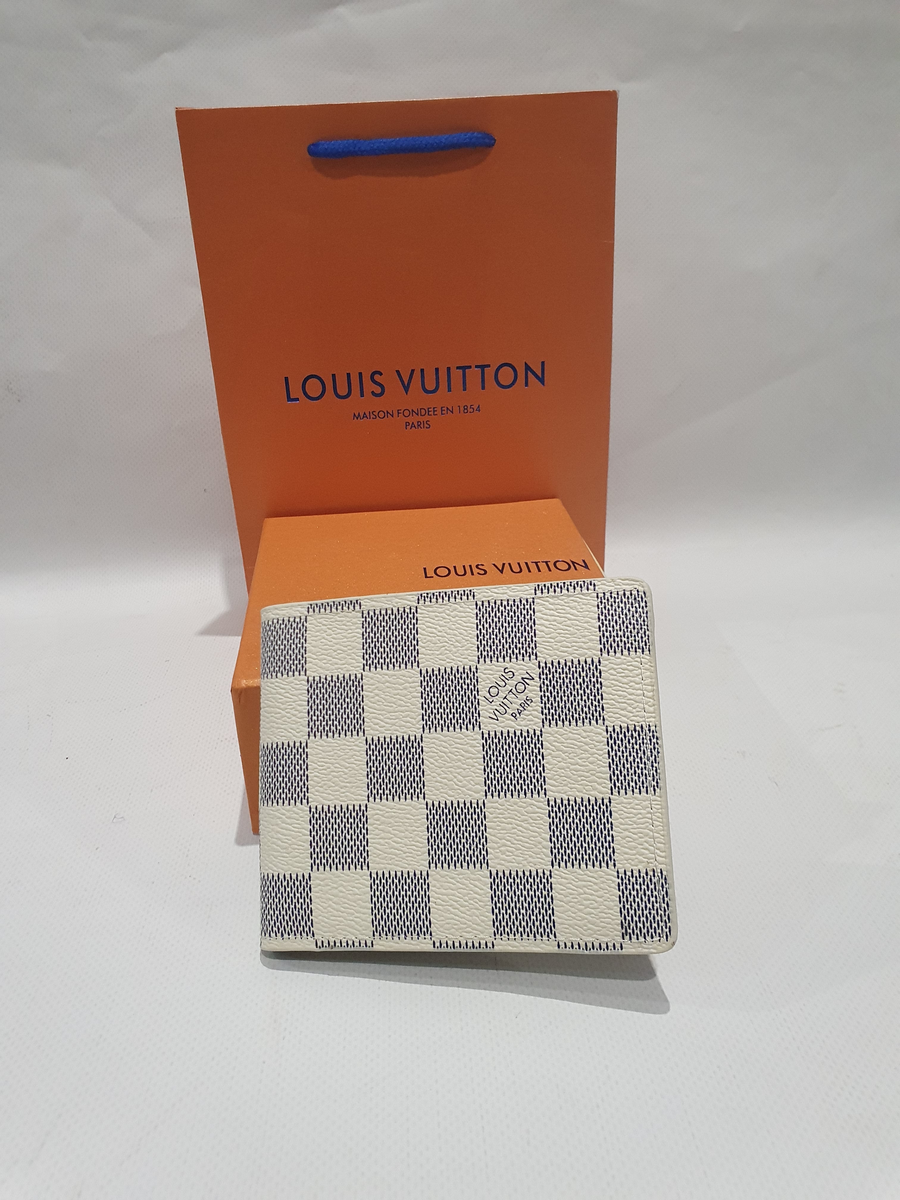 LO-LV bags 2913