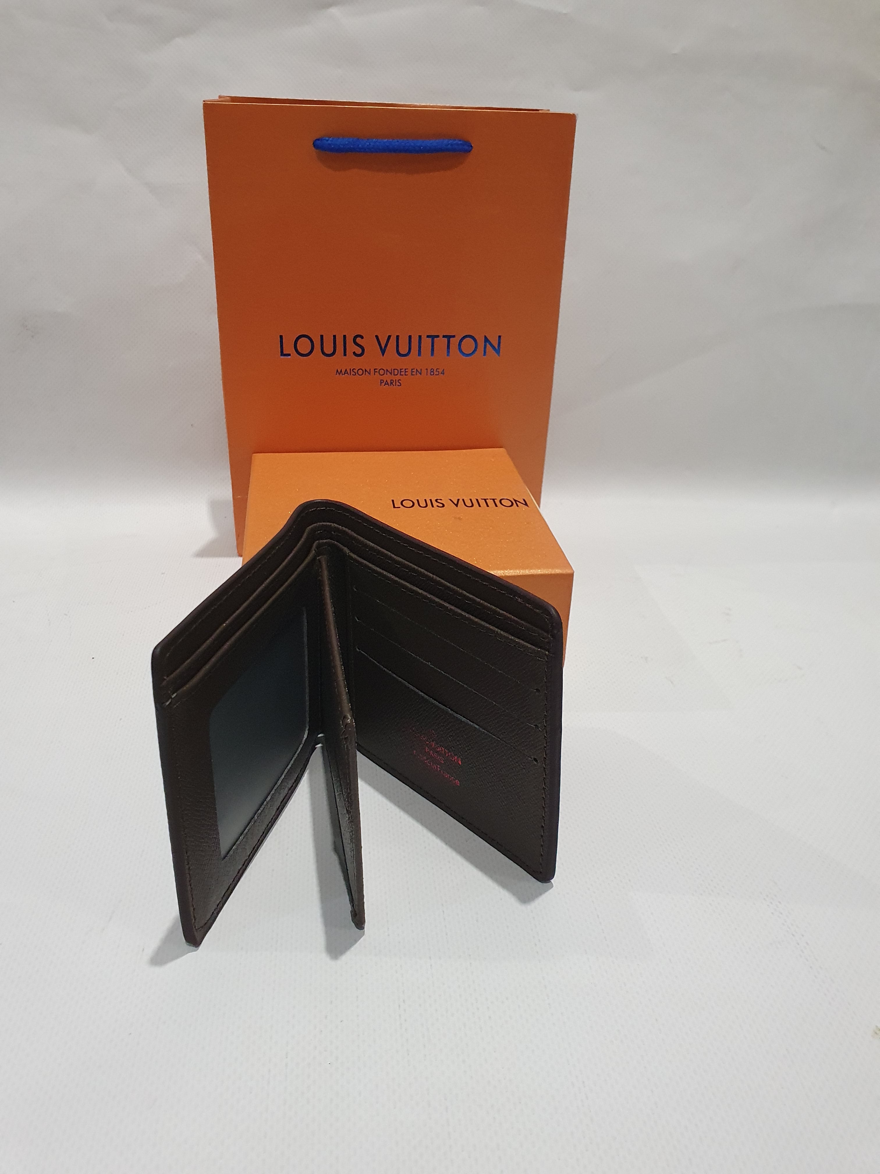 LO-LV bags 2909