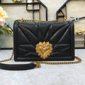 large devotion 26cm shouder bag black qulted cafskin