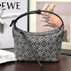 LOE CUBI 21 BAG IN WHITE MIX BLACK ANAGRAM JACQUARD