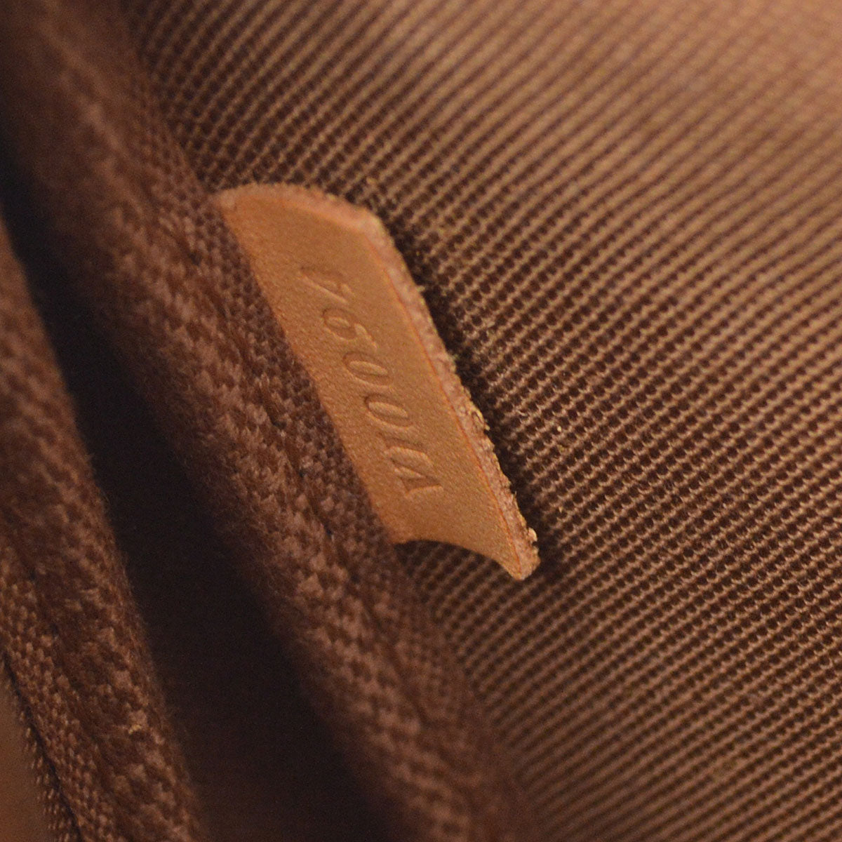 LO-LV bags 7991