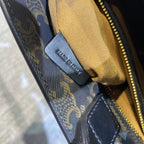 TRIOMPHE  32 BLACK IN PATTERN CALFSKIN