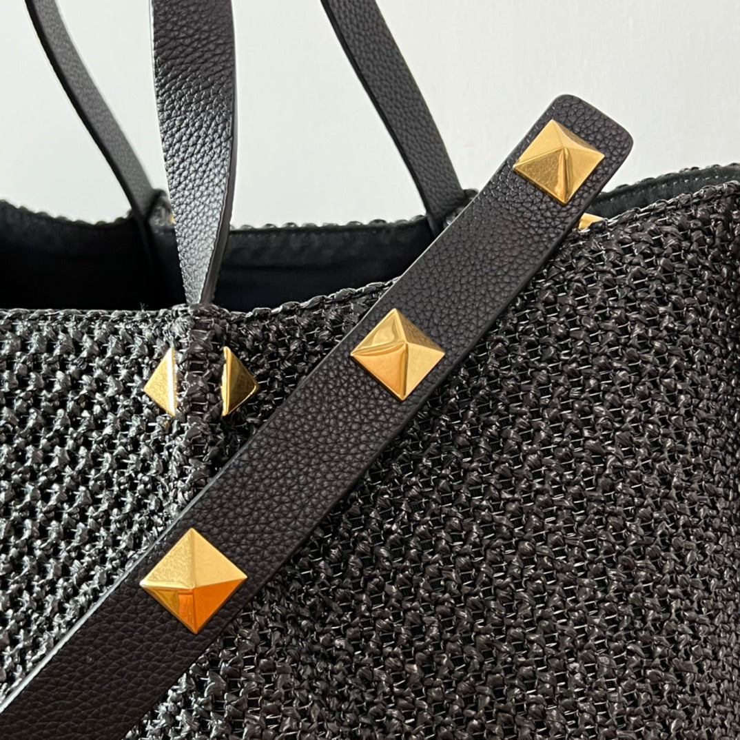 Valentino Spring and Summer 35 Tote Bag Black Raffia 552573