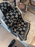SQUARE SCARF 140 CM IN BLACK MIX WHITE SILK CASHMERE  401511